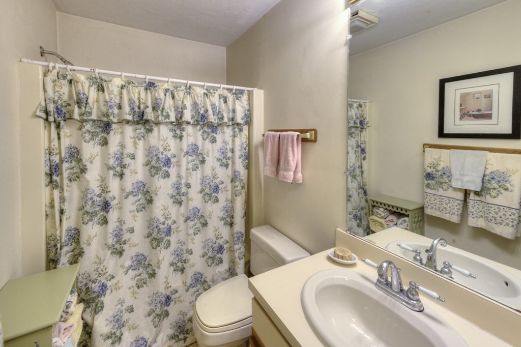 65 Brookdale Cir Unit 65, Shrewsbury, MA 01545 - Image 28