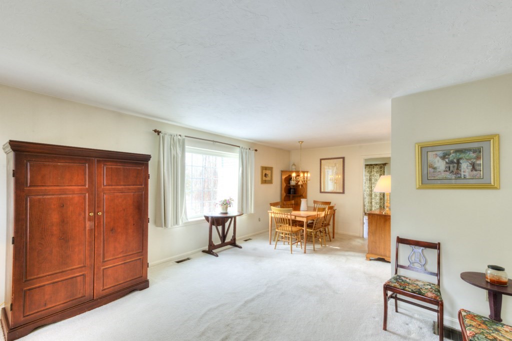 65 Brookdale Cir Unit 65, Shrewsbury, MA 01545 - Image 4