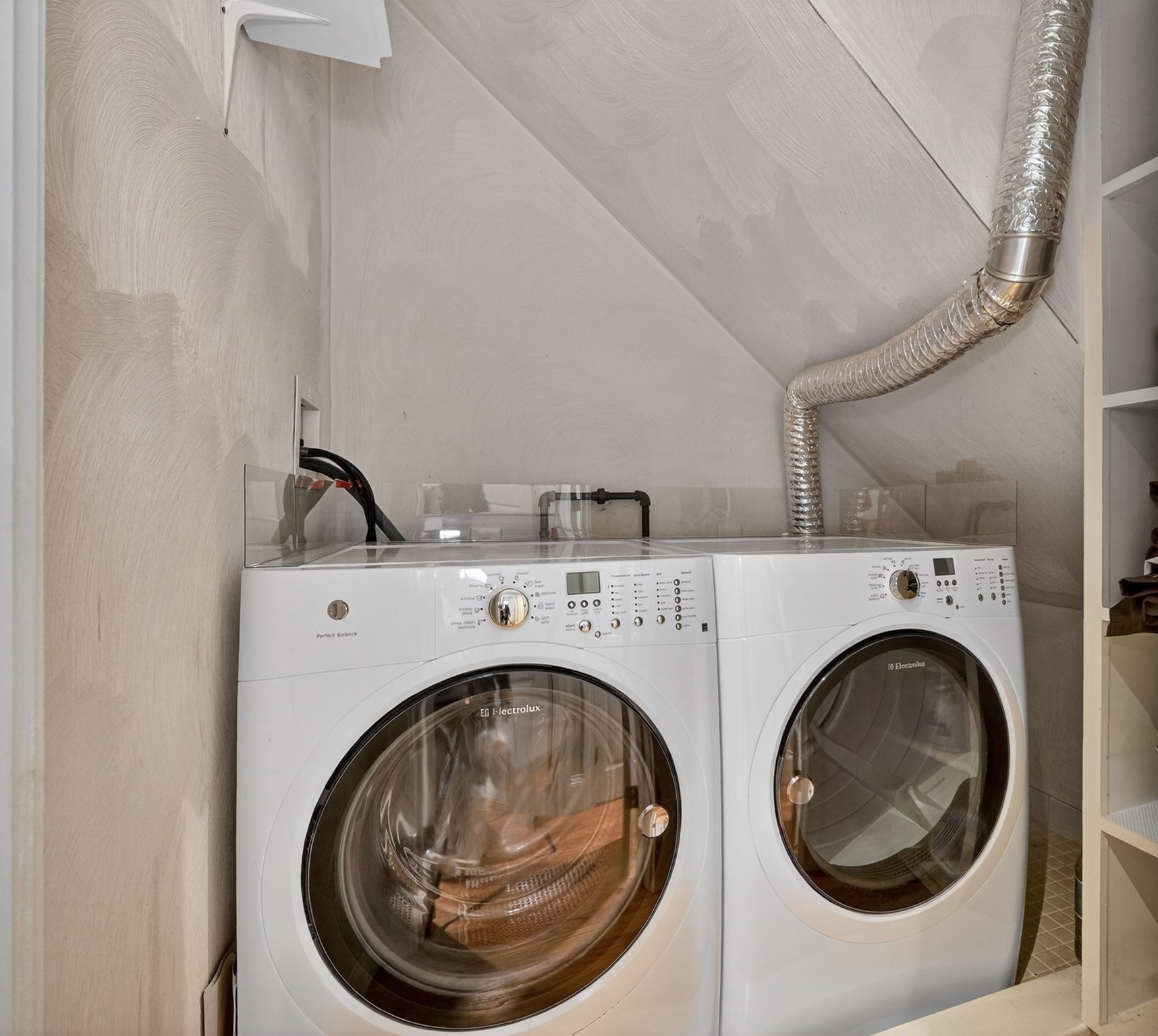 13 Howell St Unit 3, Dorchester, Boston, MA 02125 - Image 24