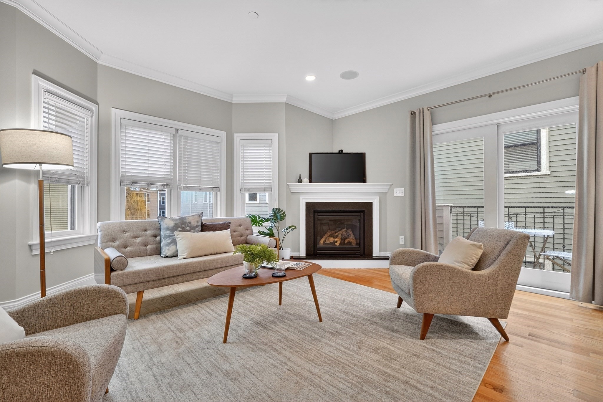 13 Howell St Unit 3, Dorchester, Boston, MA 02125 - Image 4