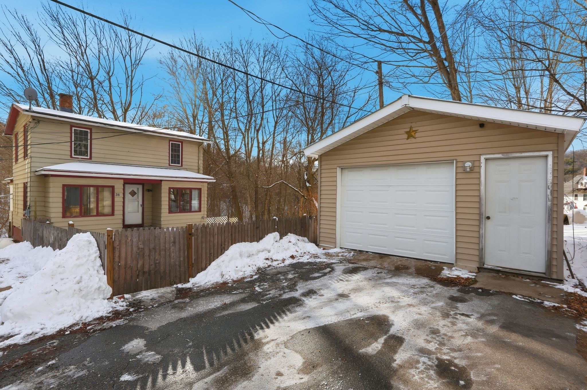 36 Sullivan Ave, Hardwick, MA 01037 - Image 2