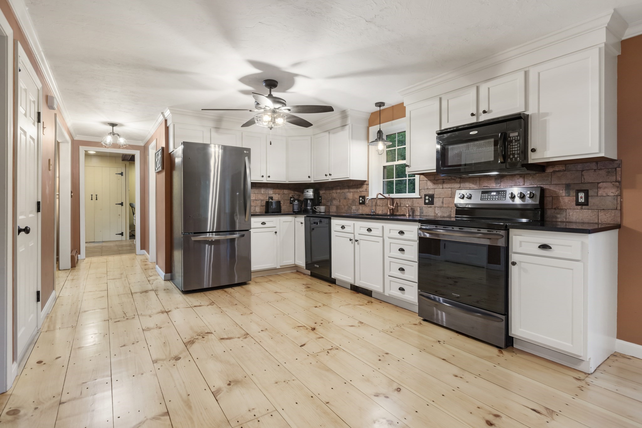 6 McCann Place, Paxton, MA 01612 - Image 4