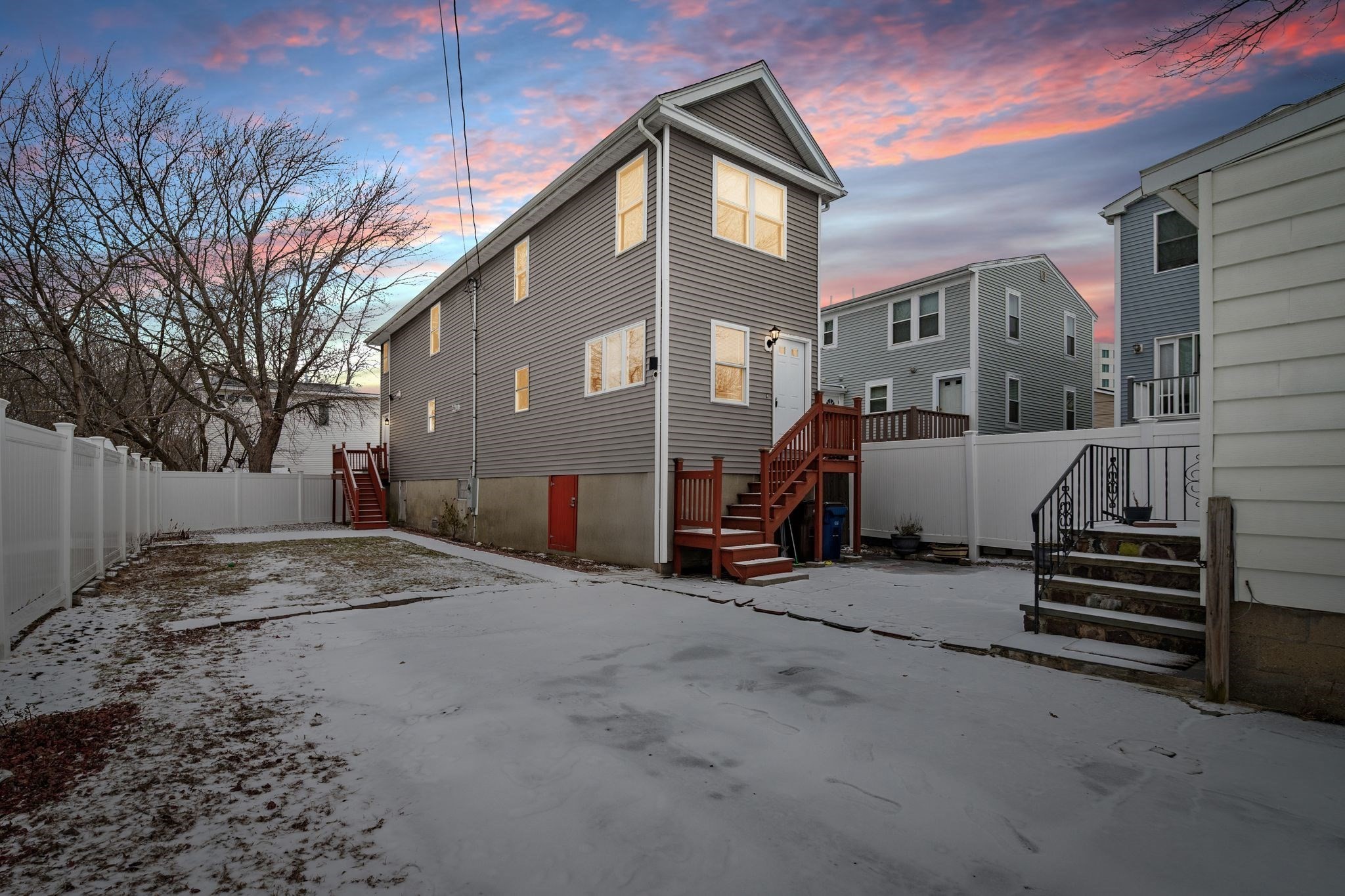 15 Argyle St, Revere, MA 02151