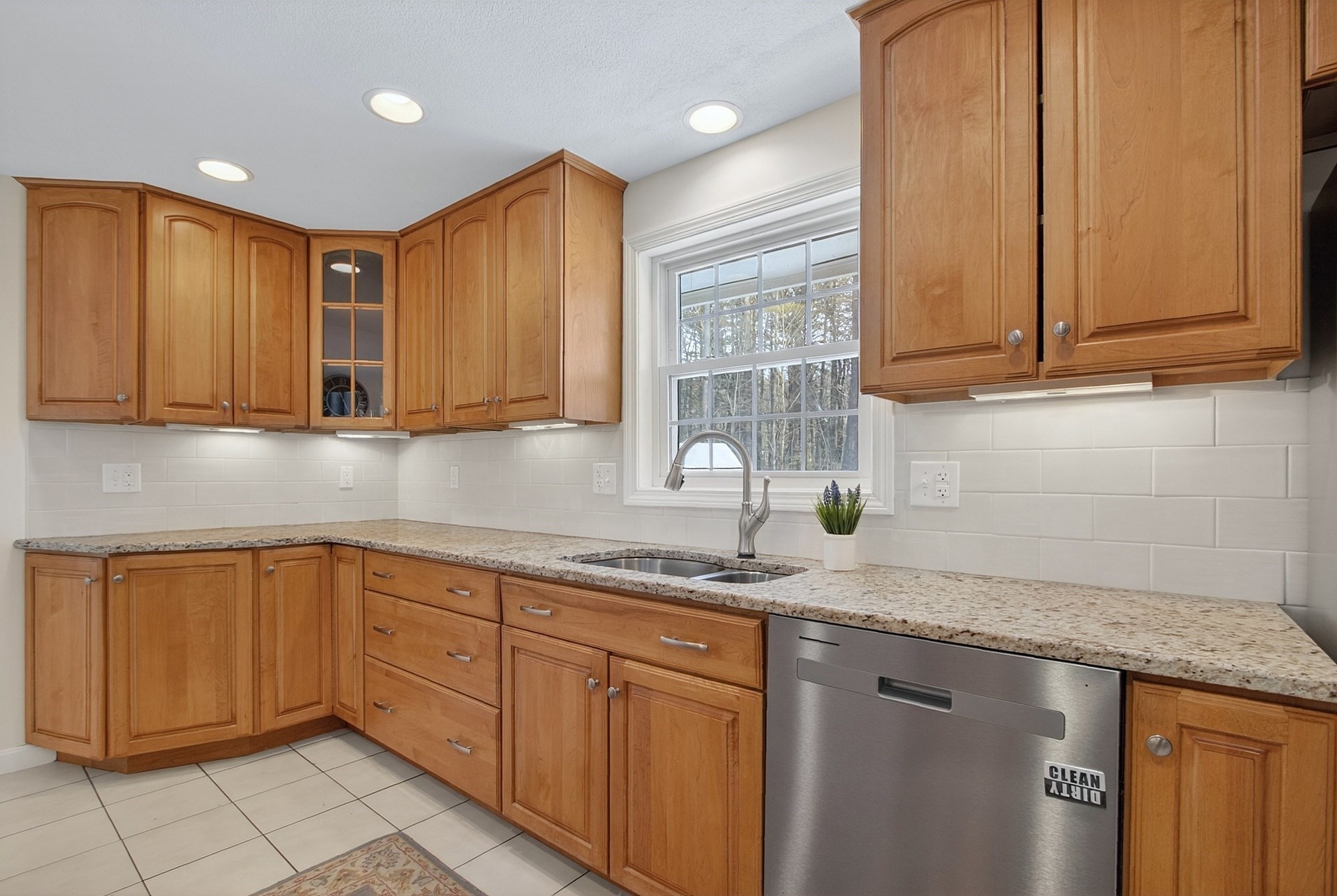 11 Smokerise Dr, Chelmsford, MA 01824 - Image 16