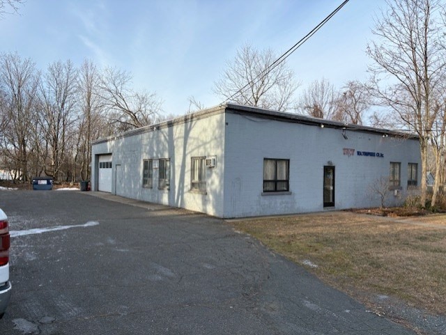 598 Maple St, Danvers, MA 01923 - Image 2