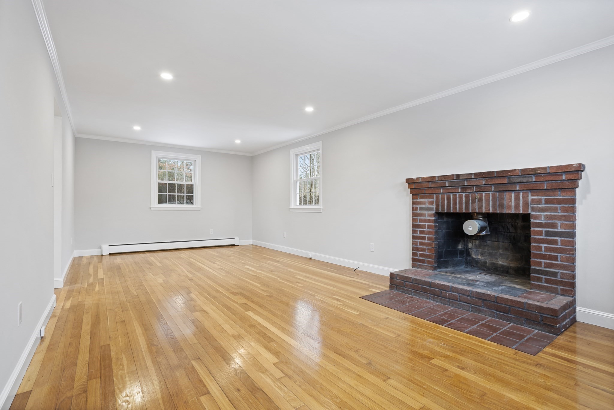 46 S Chelmsford Rd, Westford, MA 01886 - Image 2