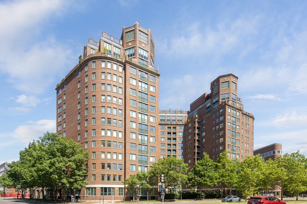10 Rogers Street Unit 415, Cambridge, MA 02142