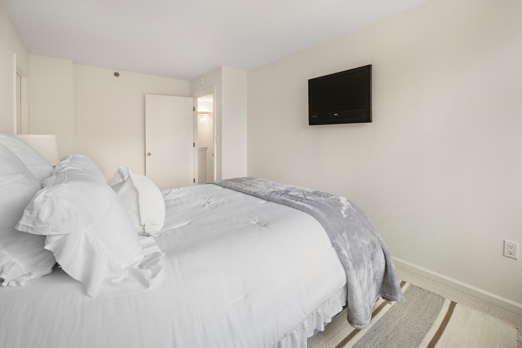 10 Rogers Street Unit 415, Cambridge, MA 02142 - Image 17