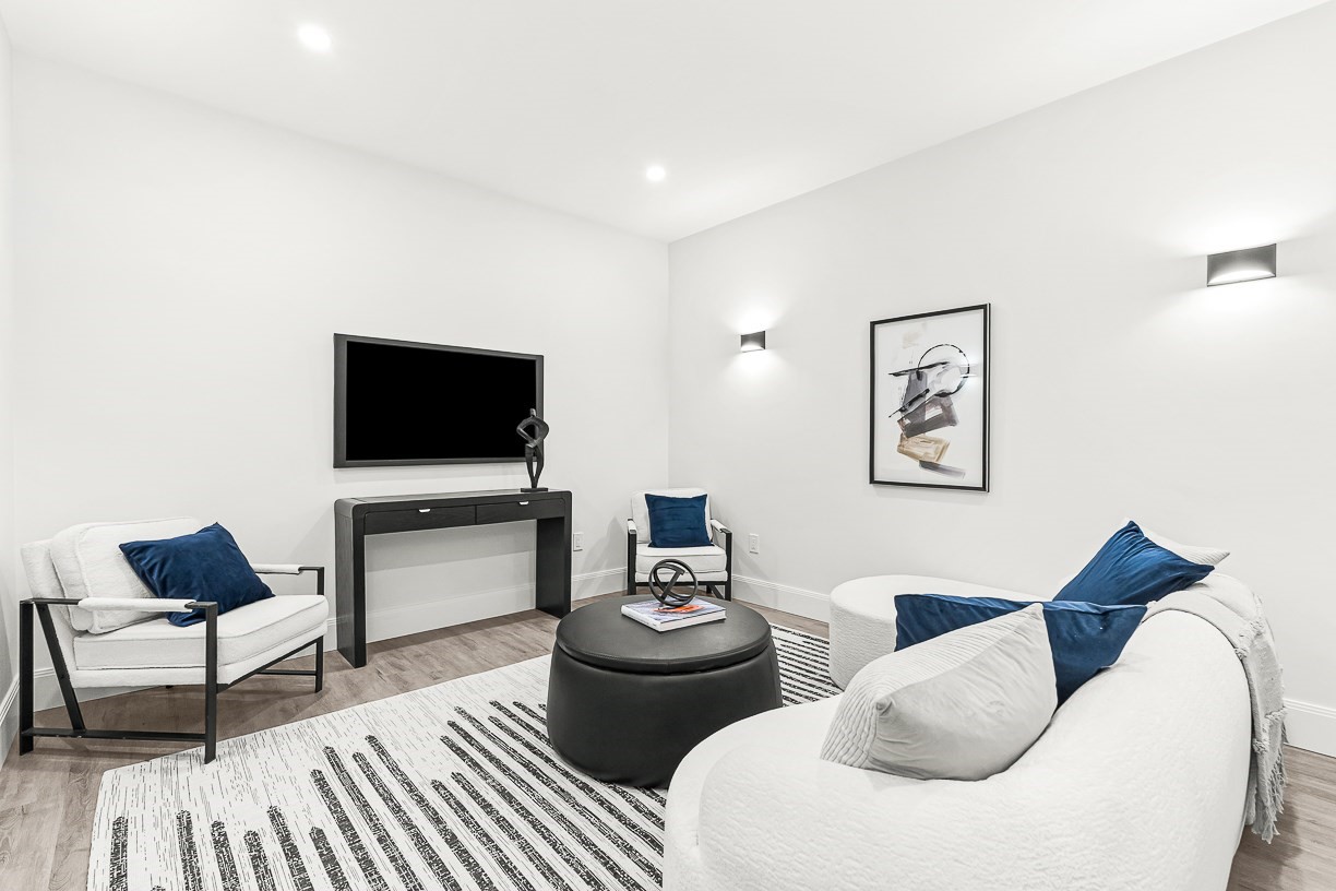 8 Oakdale Ave, Wellesley, MA 02482 - Image 31