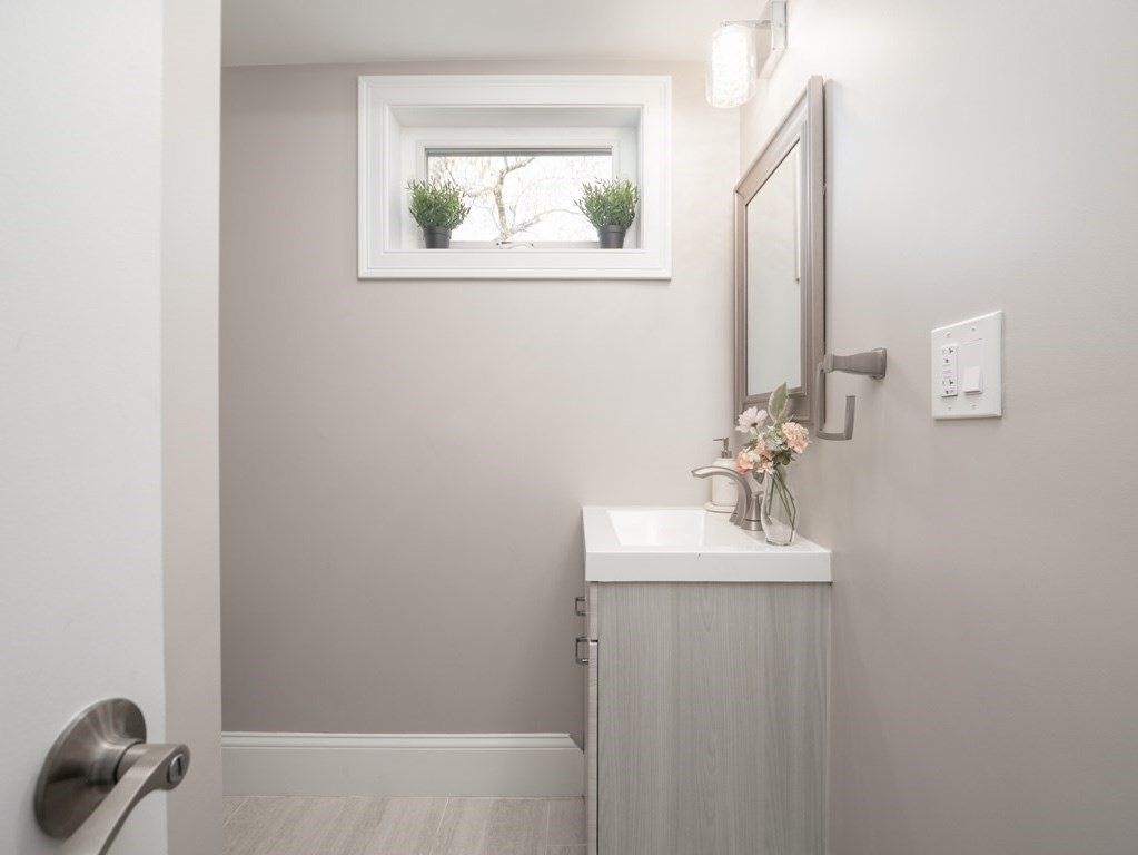 472 Hyde Park Ave Unit 472, Roslindale, Boston, MA 02131 - Image 8