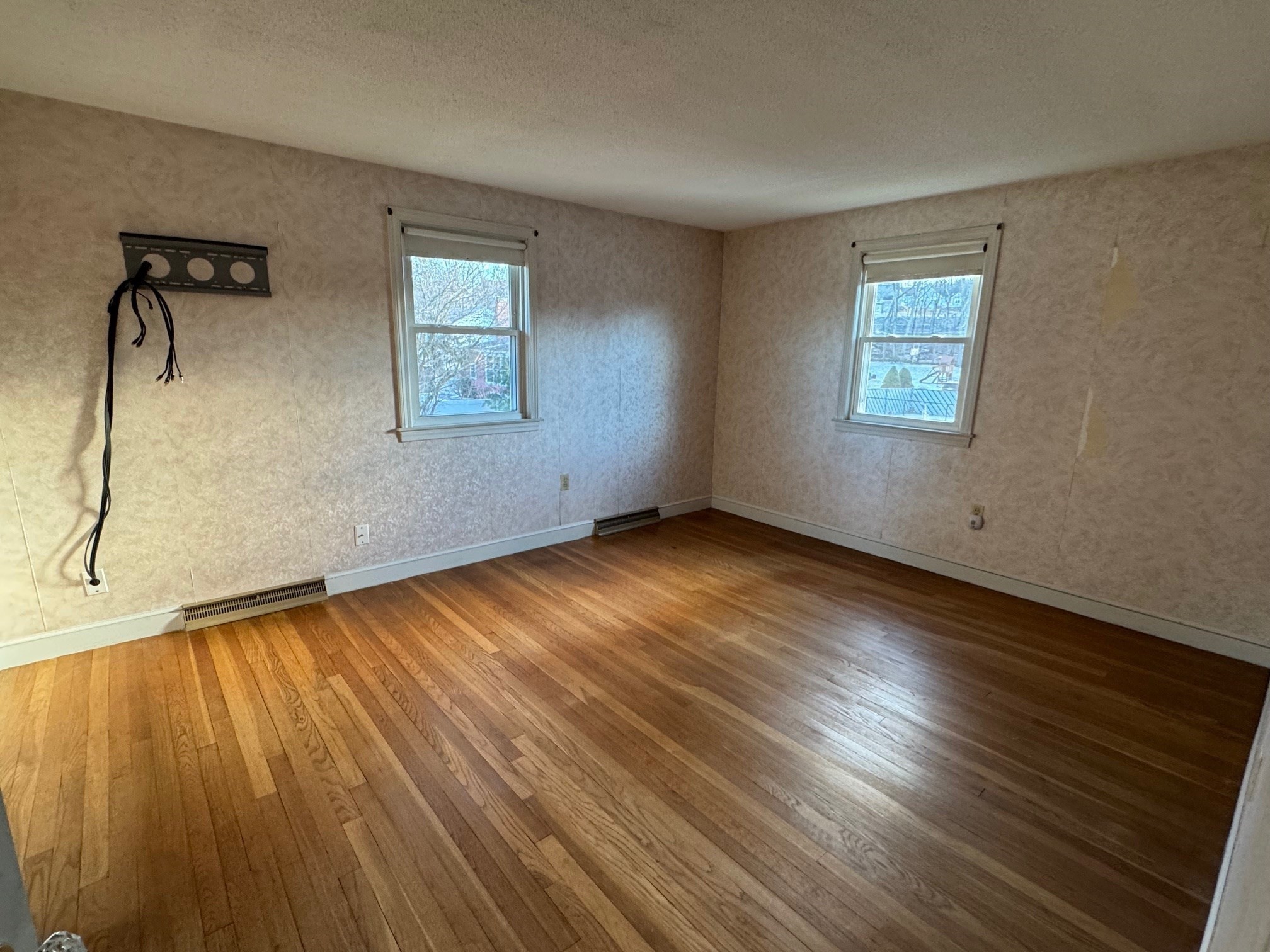 454 Lexington St, Woburn, MA 01801 - Image 14