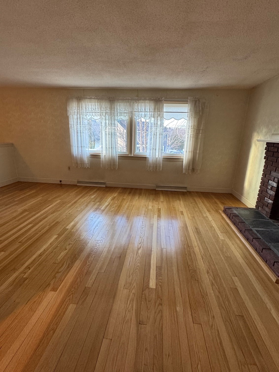 454 Lexington St, Woburn, MA 01801 - Image 5