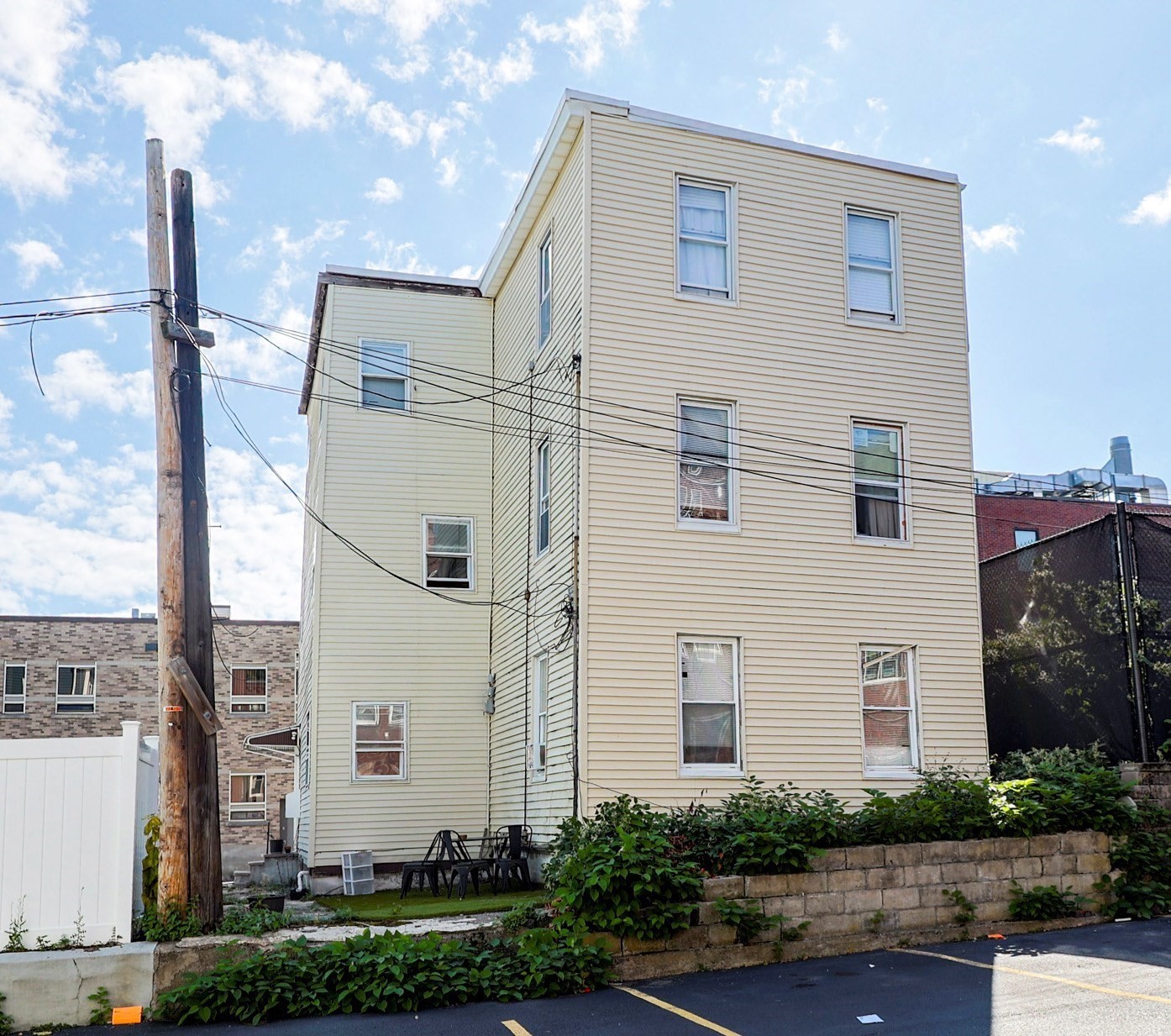 68 Gore St, Cambridge, MA 02141 - Image 2