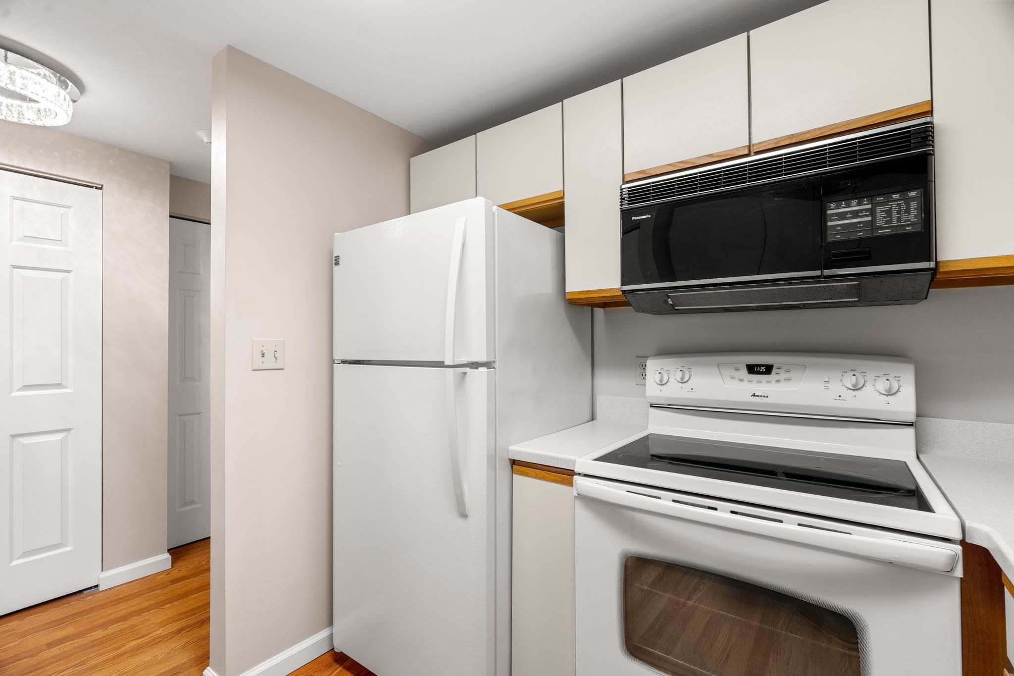 100 Ledgewood Dr Unit 117, Stoneham, MA 02180 - Image 14