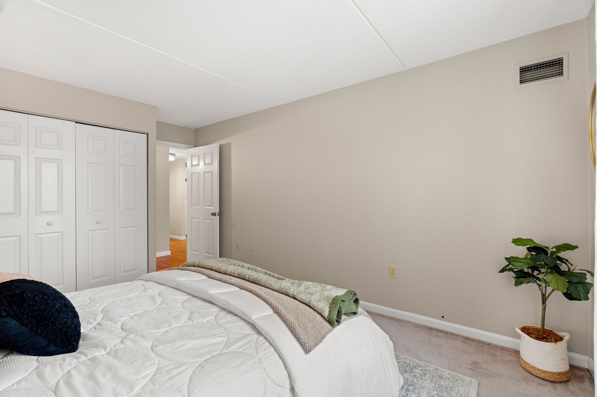 100 Ledgewood Dr Unit 117, Stoneham, MA 02180 - Image 19