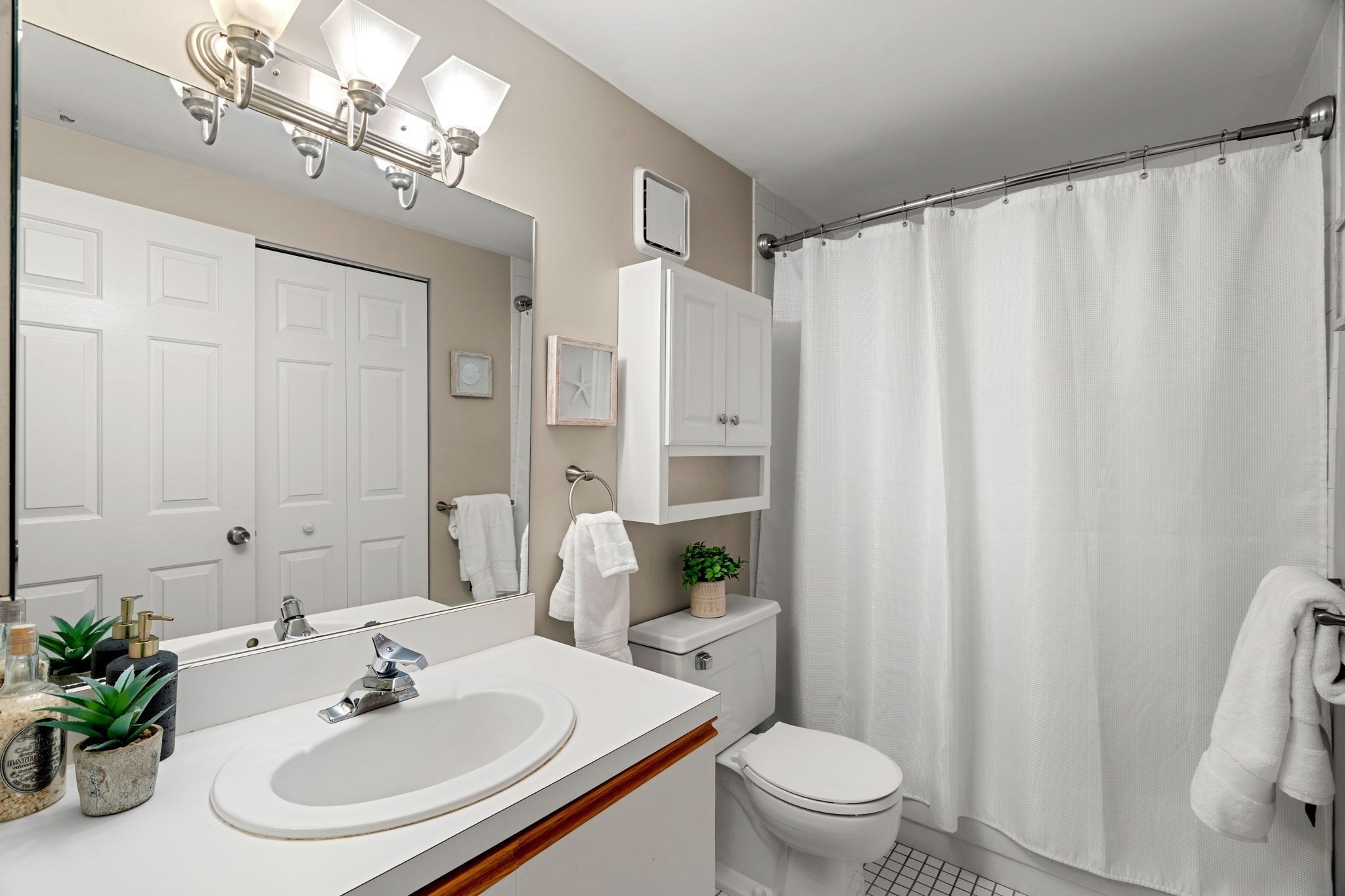 100 Ledgewood Dr Unit 117, Stoneham, MA 02180 - Image 21