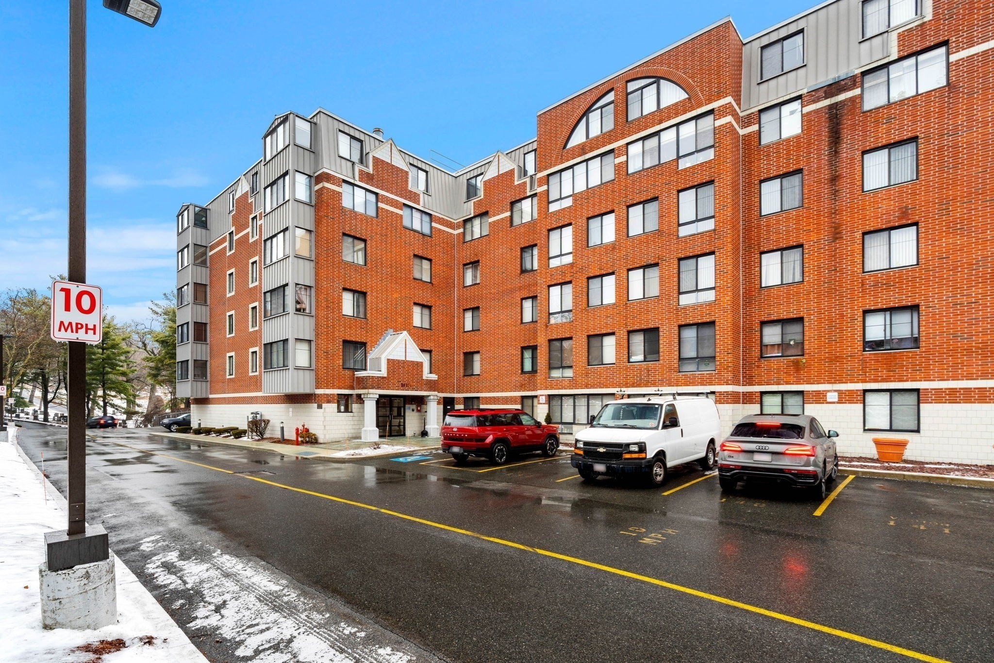 100 Ledgewood Dr Unit 117, Stoneham, MA 02180 - Image 24