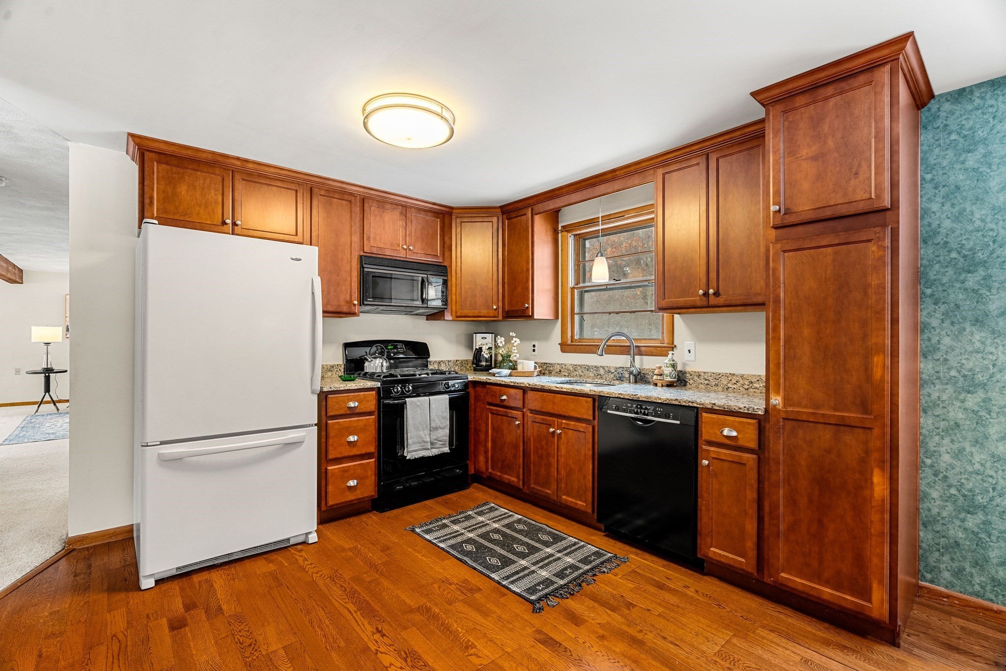 12 Babicz Rd, Tewksbury, MA 01876 - Image 9