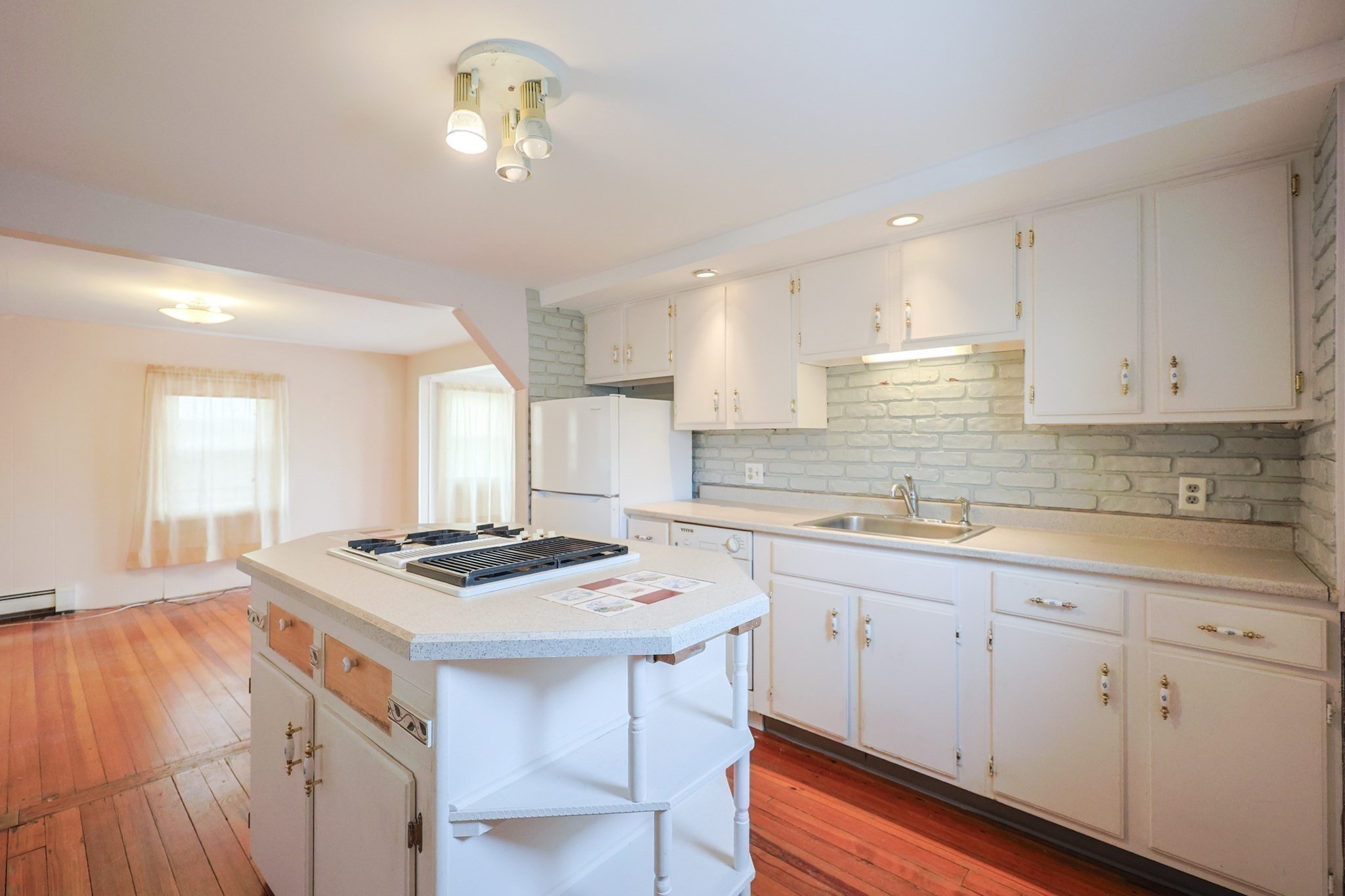 84 Bluff Avenue, Swansea, MA 02777 - Image 15