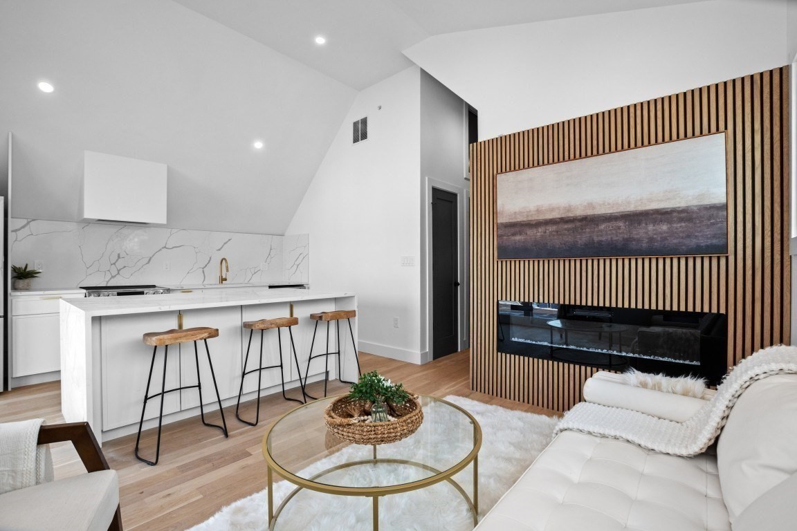 69 Electric Ave Unit 3, Somerville, MA 02144 - Image 2