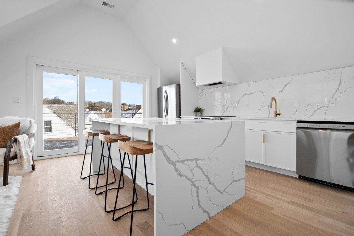 69 Electric Ave Unit 3, Somerville, MA 02144 - Image 4