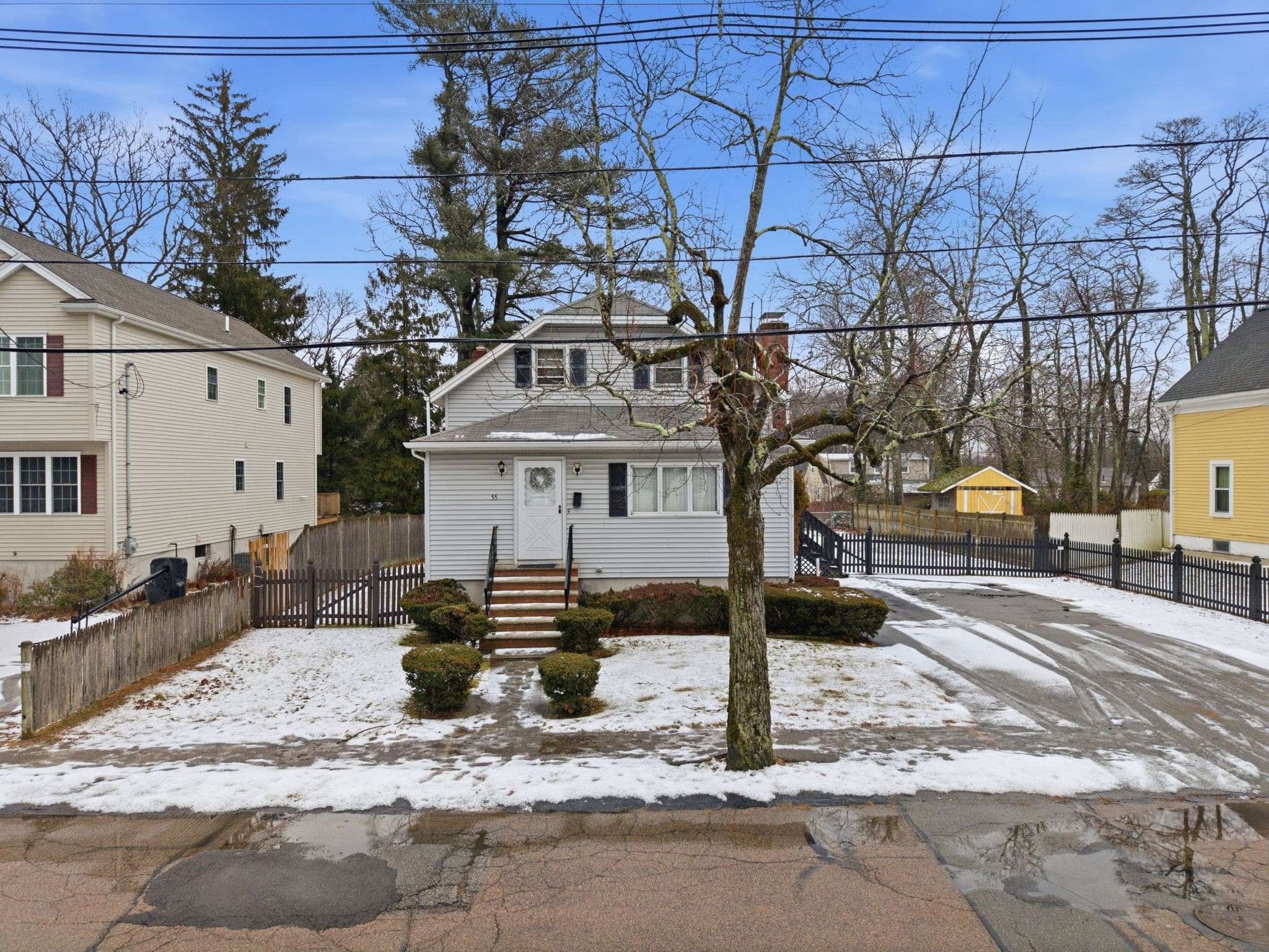 55 Silver St, Randolph, MA 02368