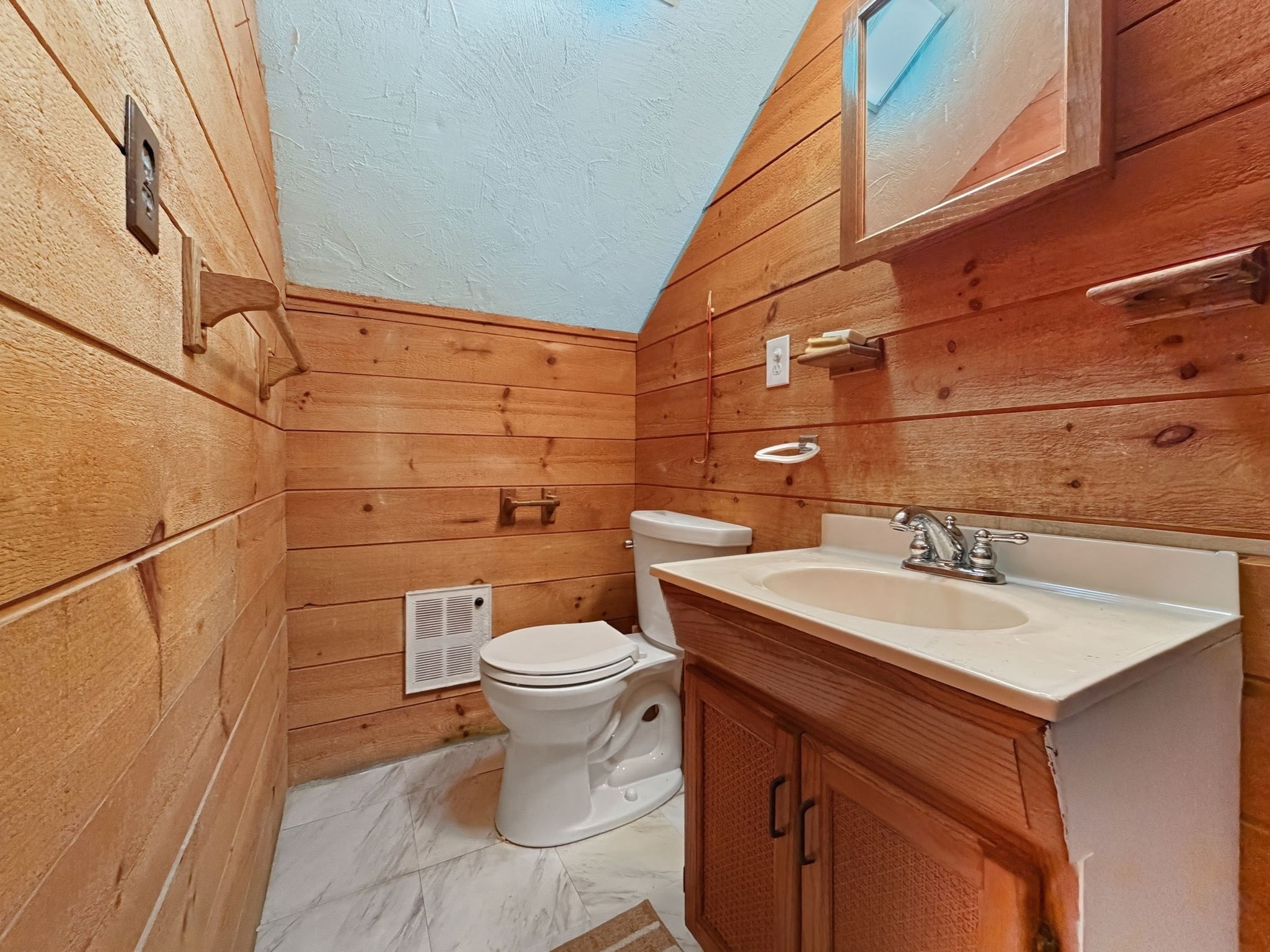 55 Silver St, Randolph, MA 02368 - Image 12