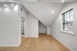 993 Chestnut Street Unit 5, Newton, MA 02464 - Image 2