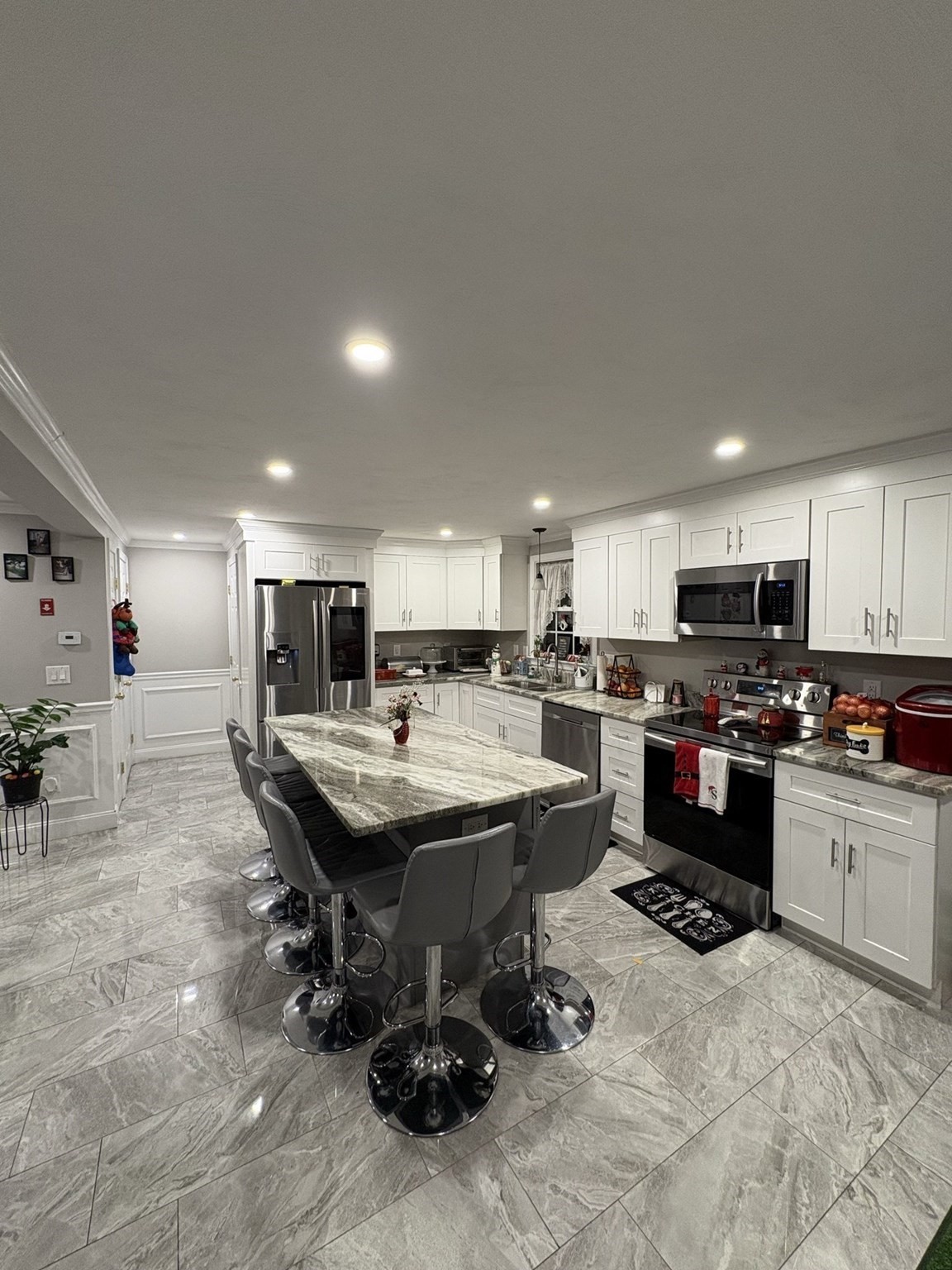 2 Lee St Unit B, Milford, MA 01757 - Image 3