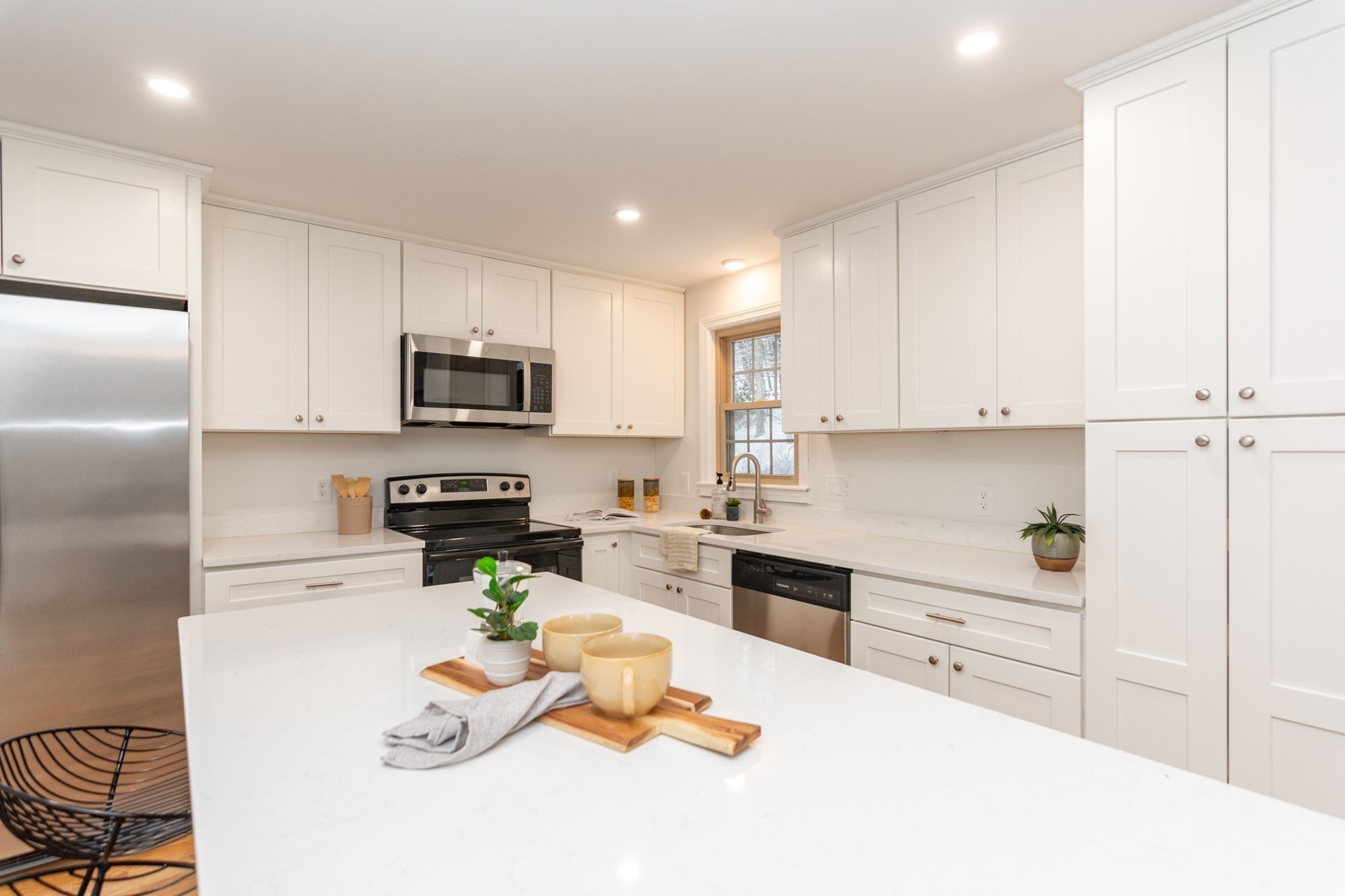 327 Singletary Ln, Framingham, MA 01702 - Image 14