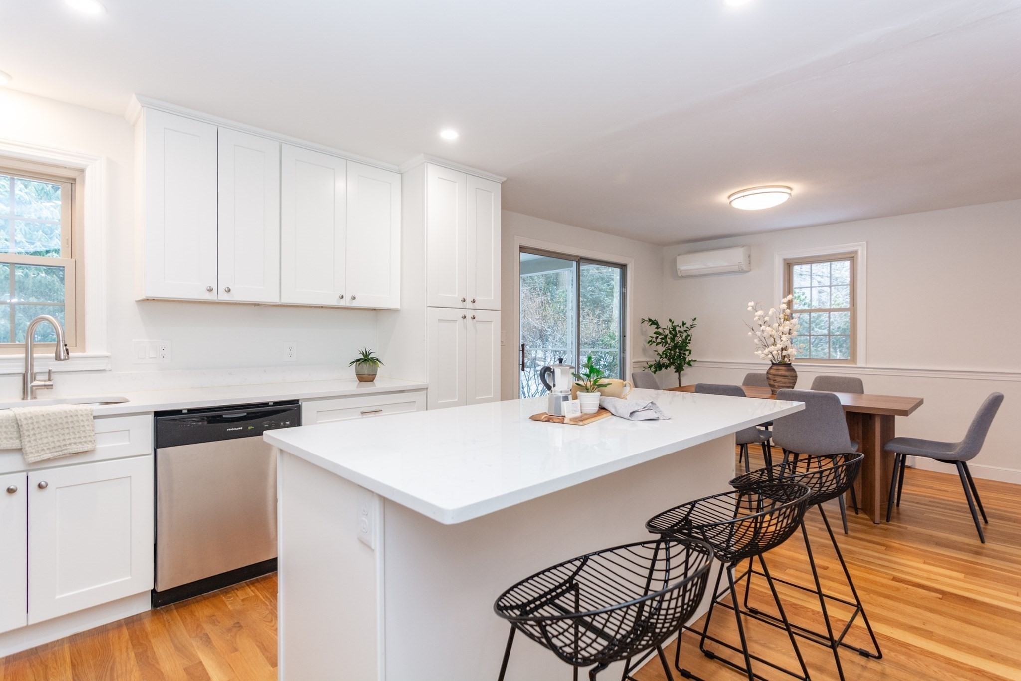 327 Singletary Ln, Framingham, MA 01702 - Image 16