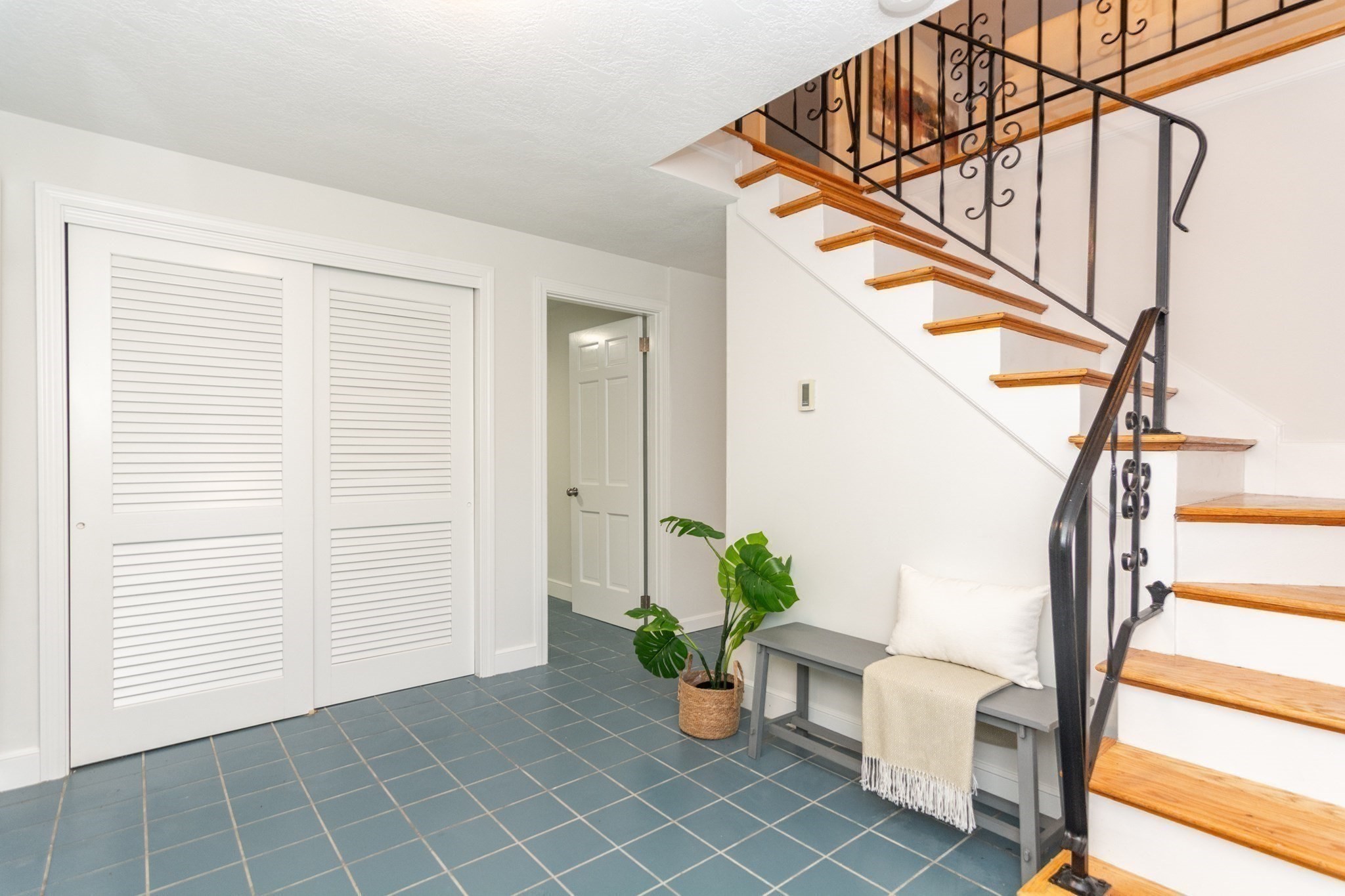 327 Singletary Ln, Framingham, MA 01702 - Image 27