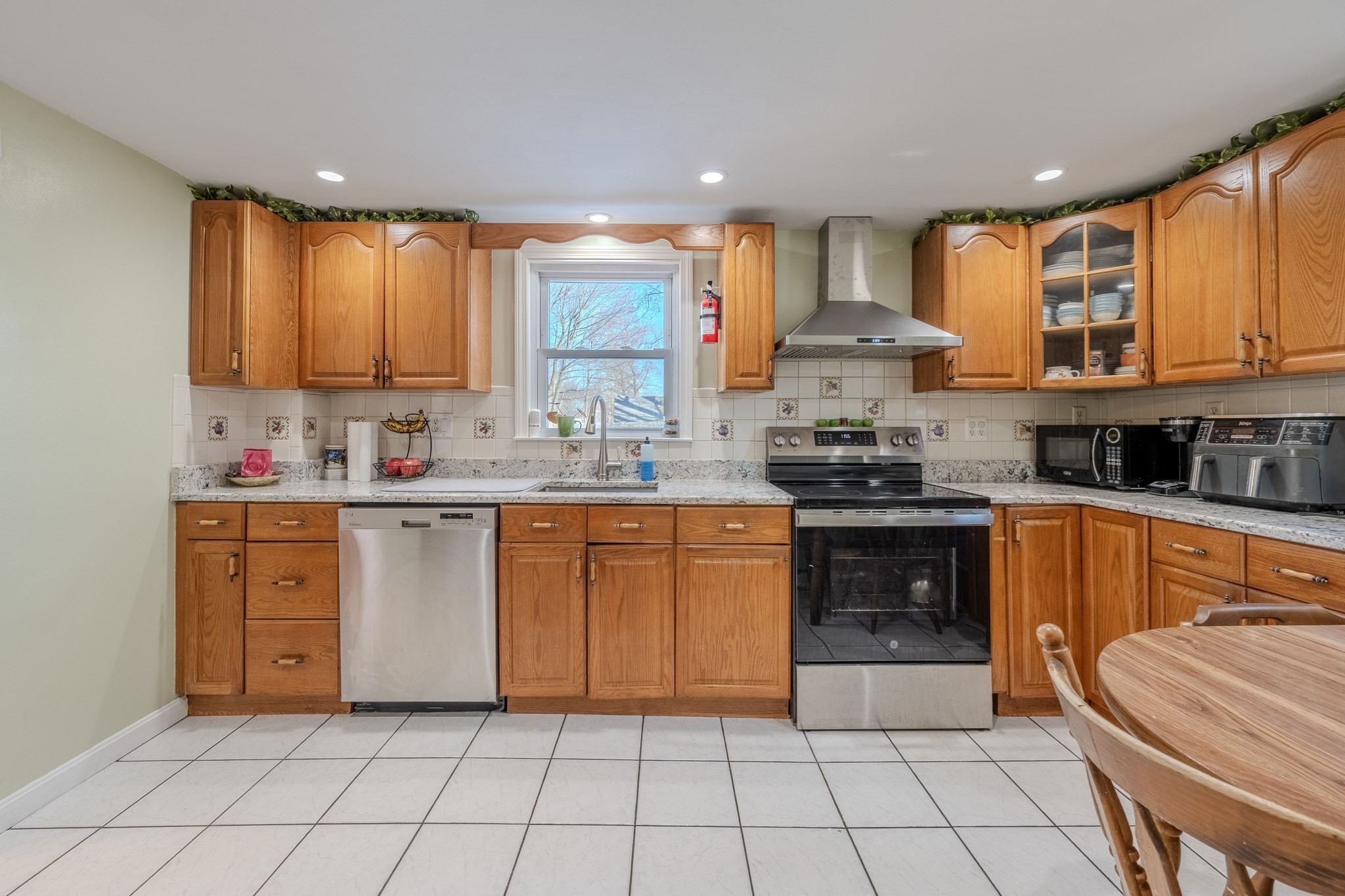 1391 Bridge St, Dracut, MA 01826 - Image 8