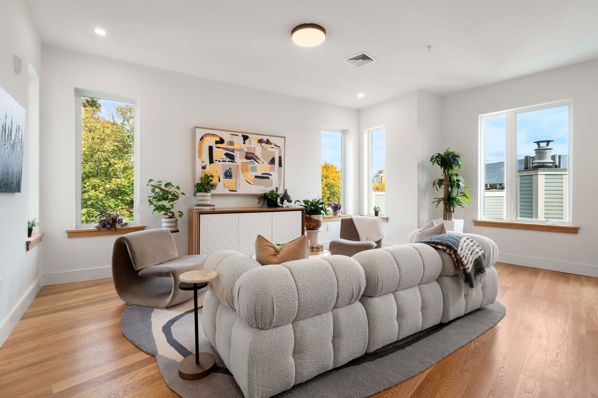 58 Kent Unit 404, Brookline, MA 02445