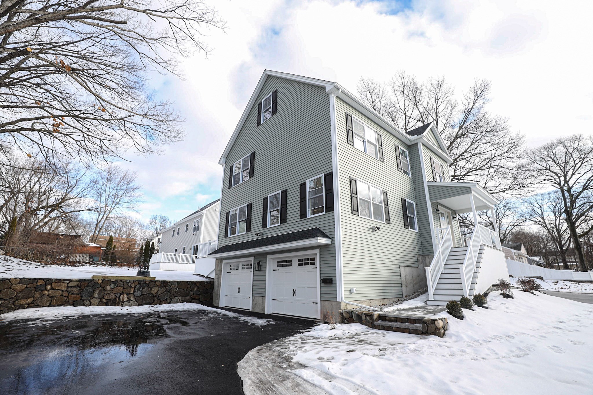 241 Humphrey Street, Lowell, MA 01850