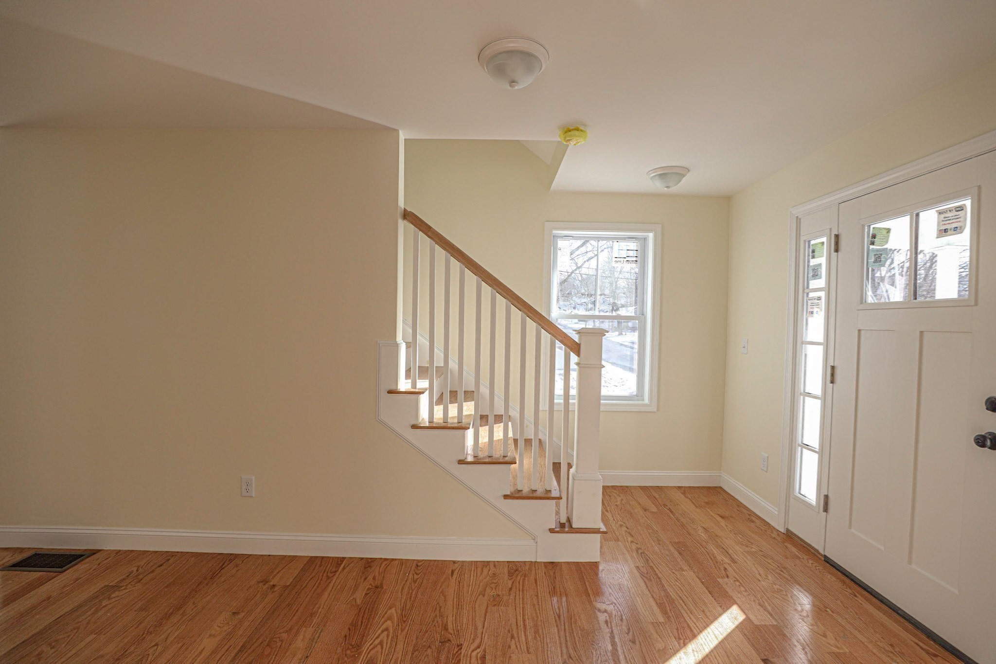 241 Humphrey Street, Lowell, MA 01850 - Image 12
