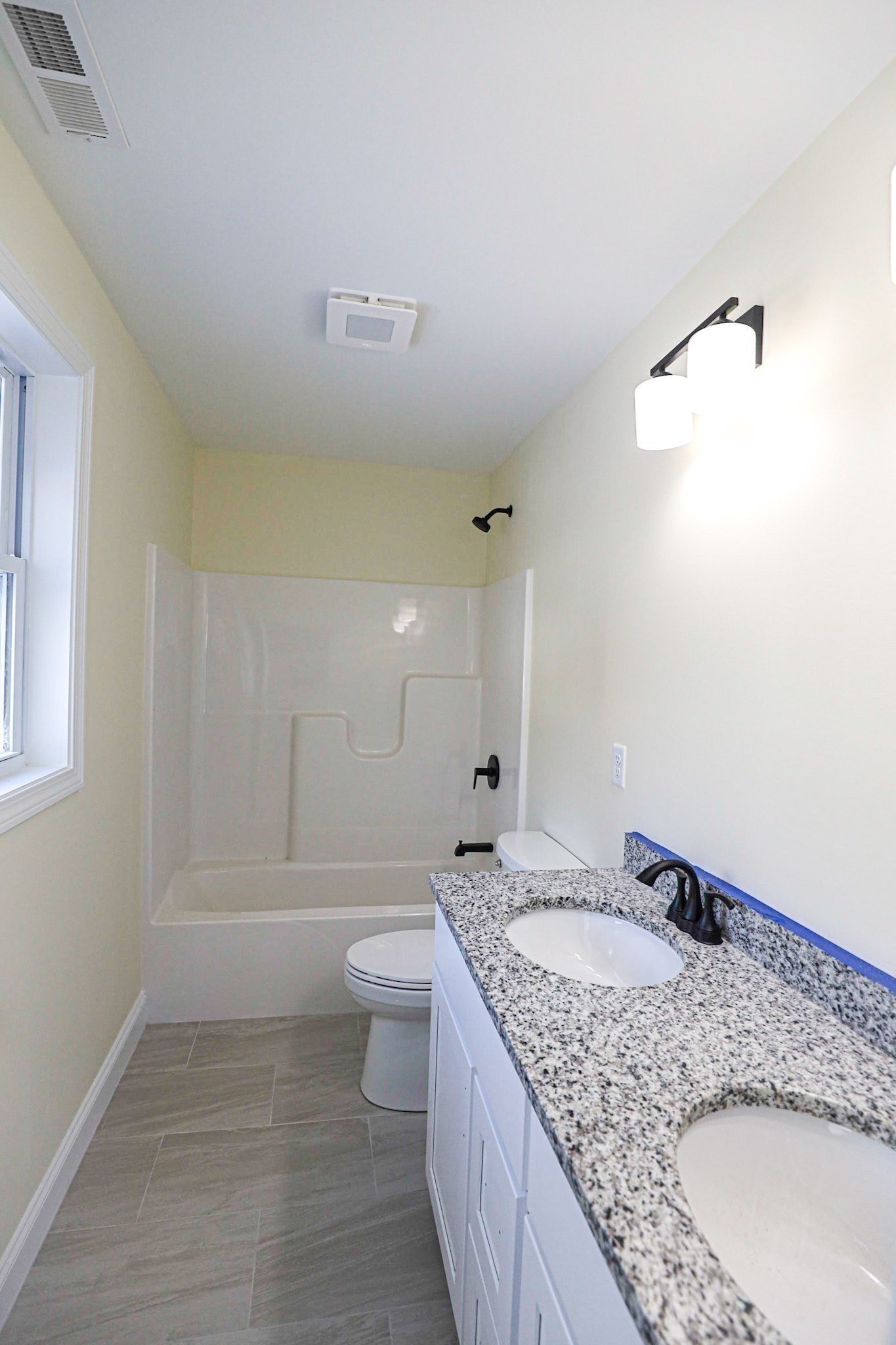 241 Humphrey Street, Lowell, MA 01850 - Image 16