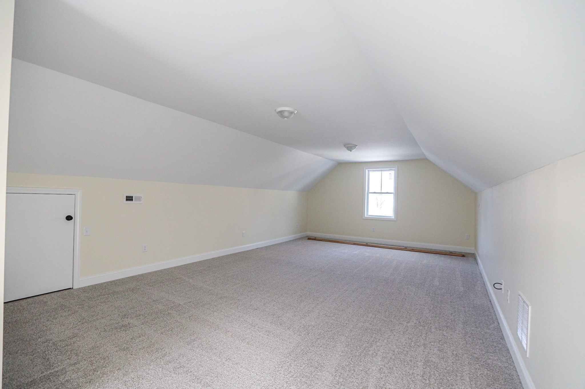 241 Humphrey Street, Lowell, MA 01850 - Image 19