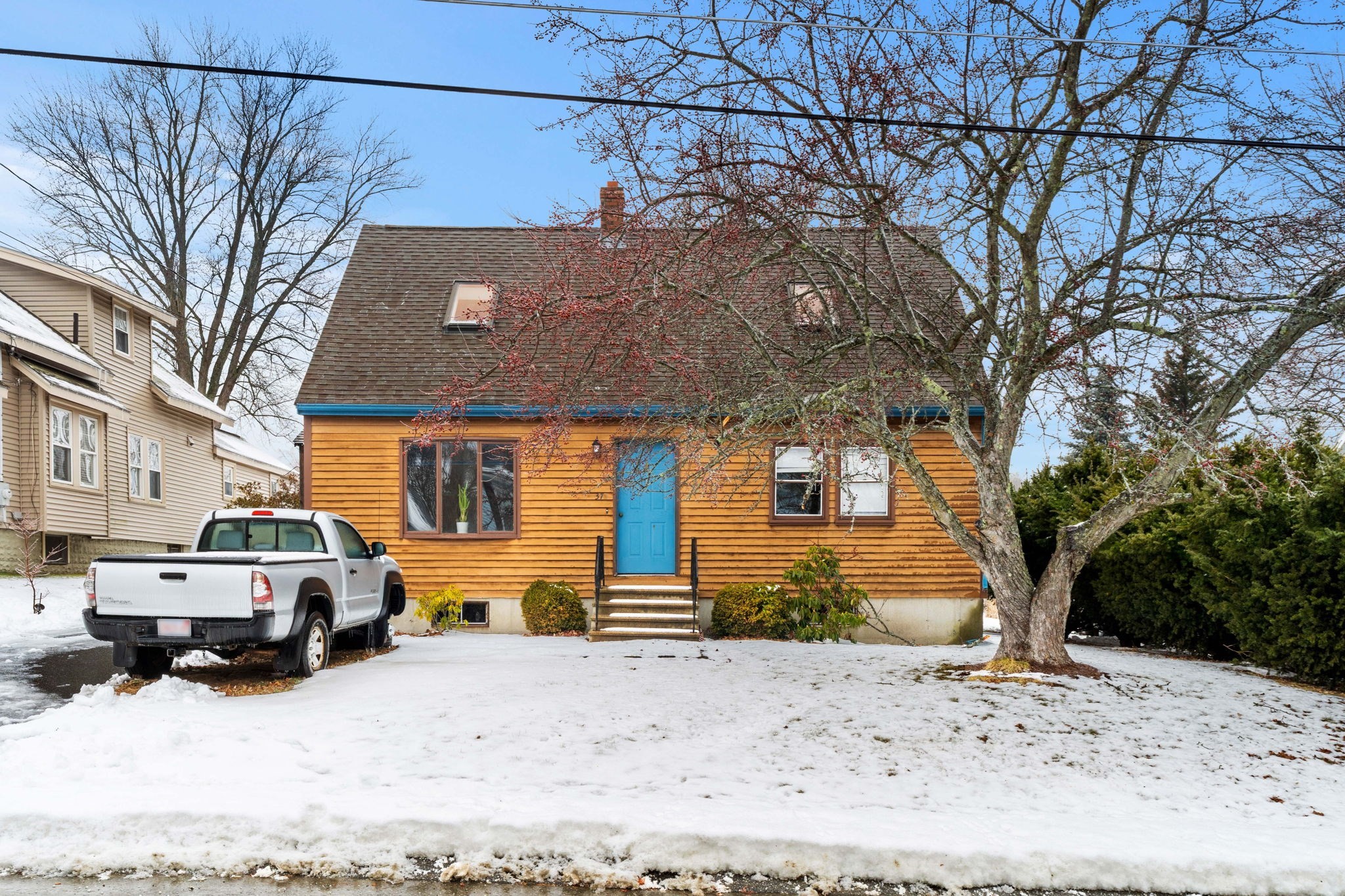37 Highland St, Auburn, MA 01501 - Image 1