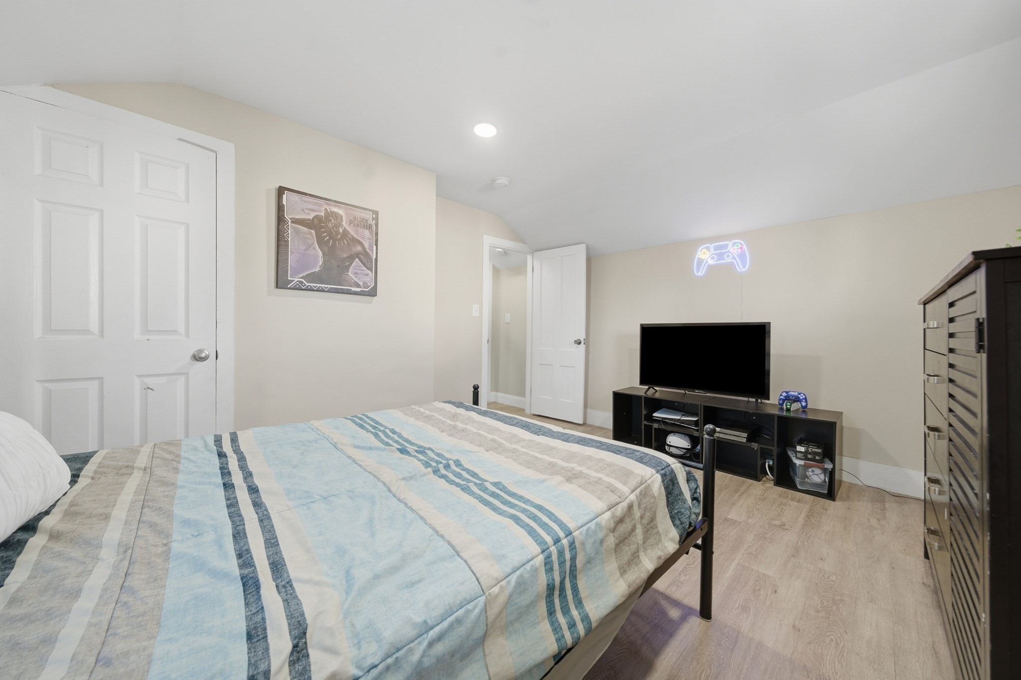 46 Pelham Street, Methuen, MA 01844 - Image 18