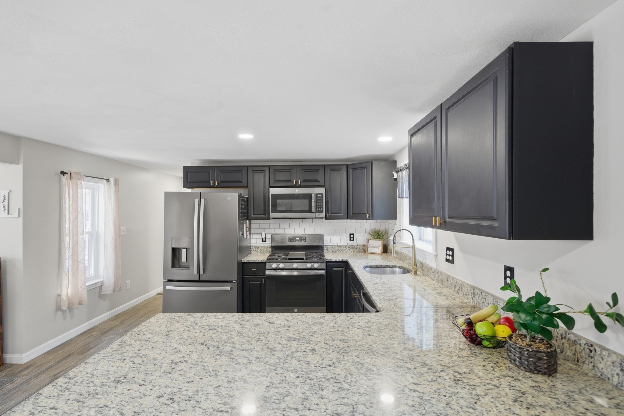 46 Pelham Street, Methuen, MA 01844 - Image 3