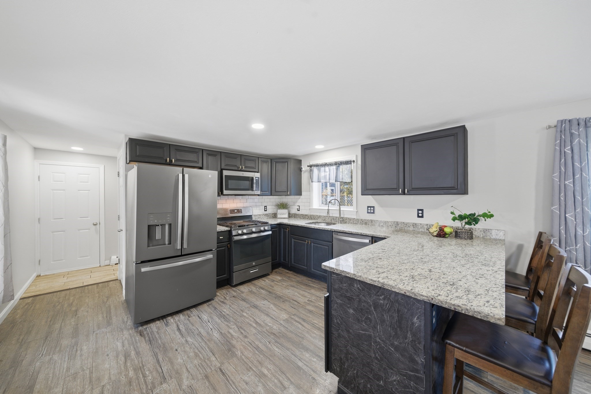 46 Pelham Street, Methuen, MA 01844 - Image 4