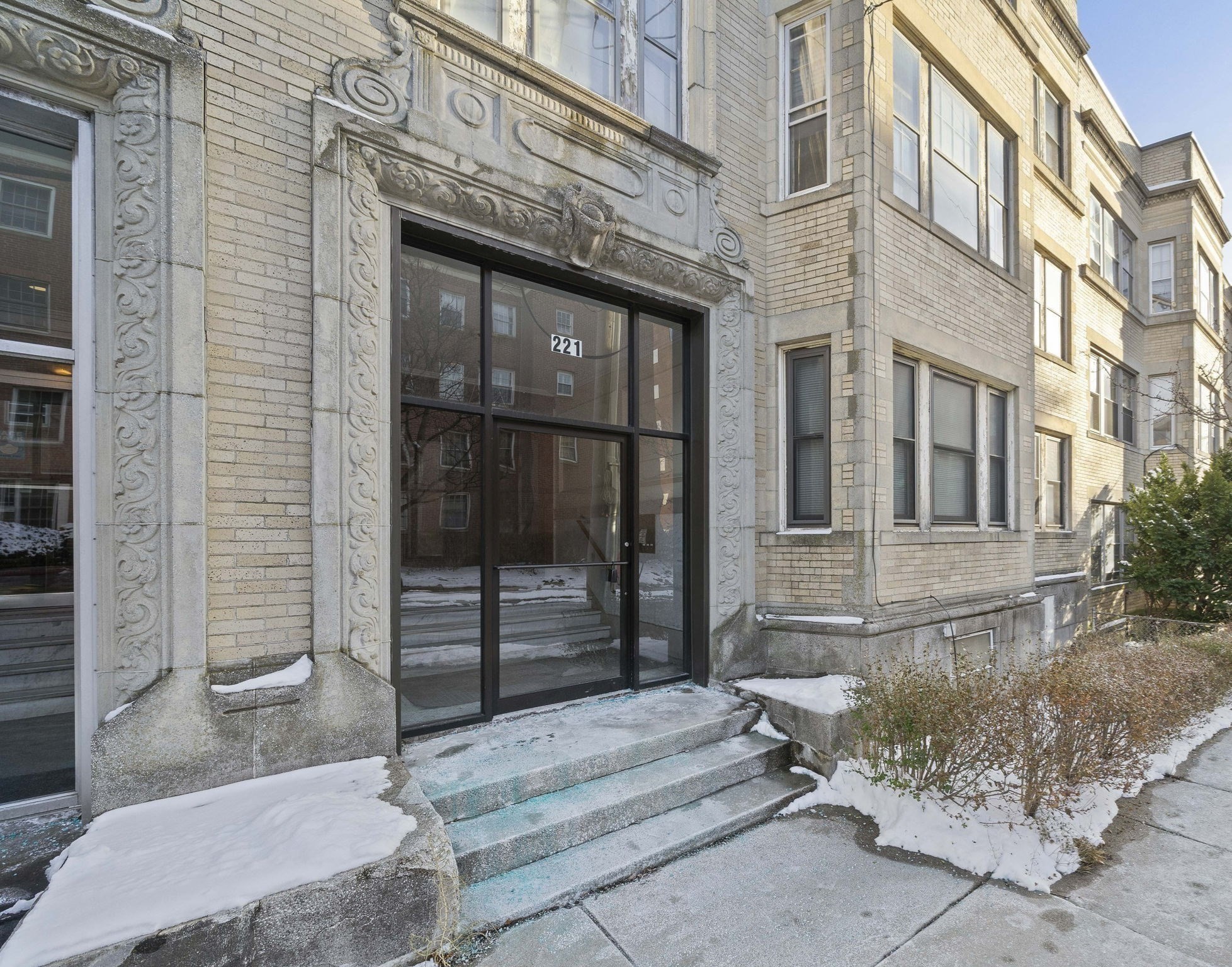 221 Saint Paul St, Brookline, MA 02446 - Image 4