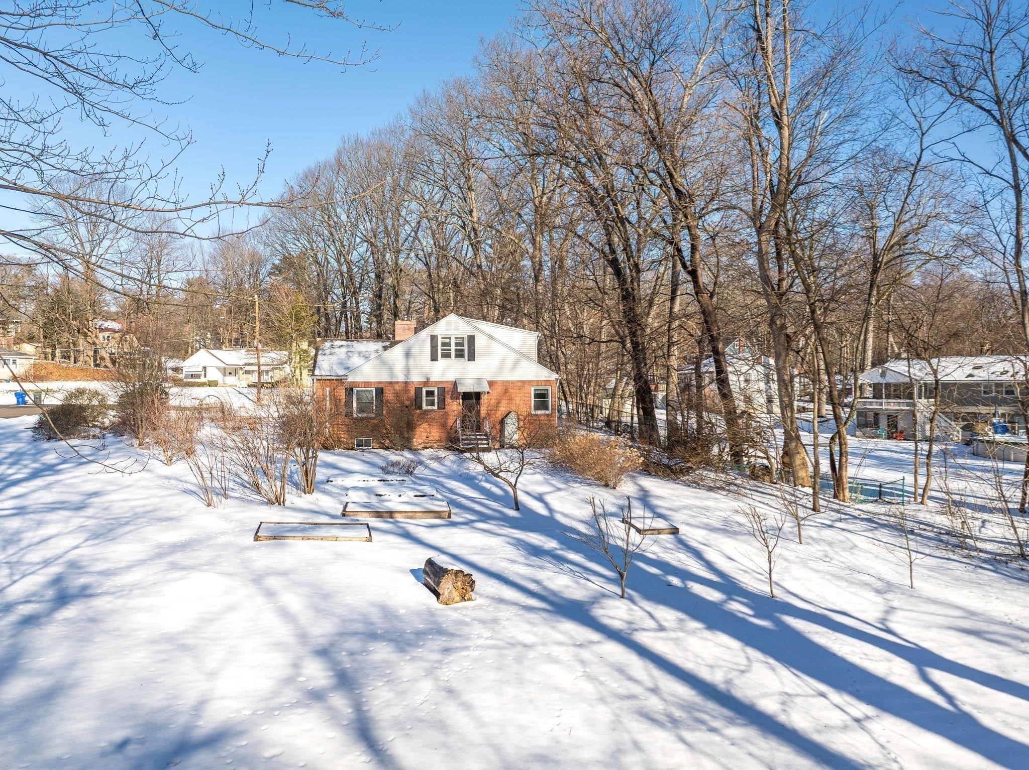 51 Candice Cir, Springfield, MA 01107 - Image 33