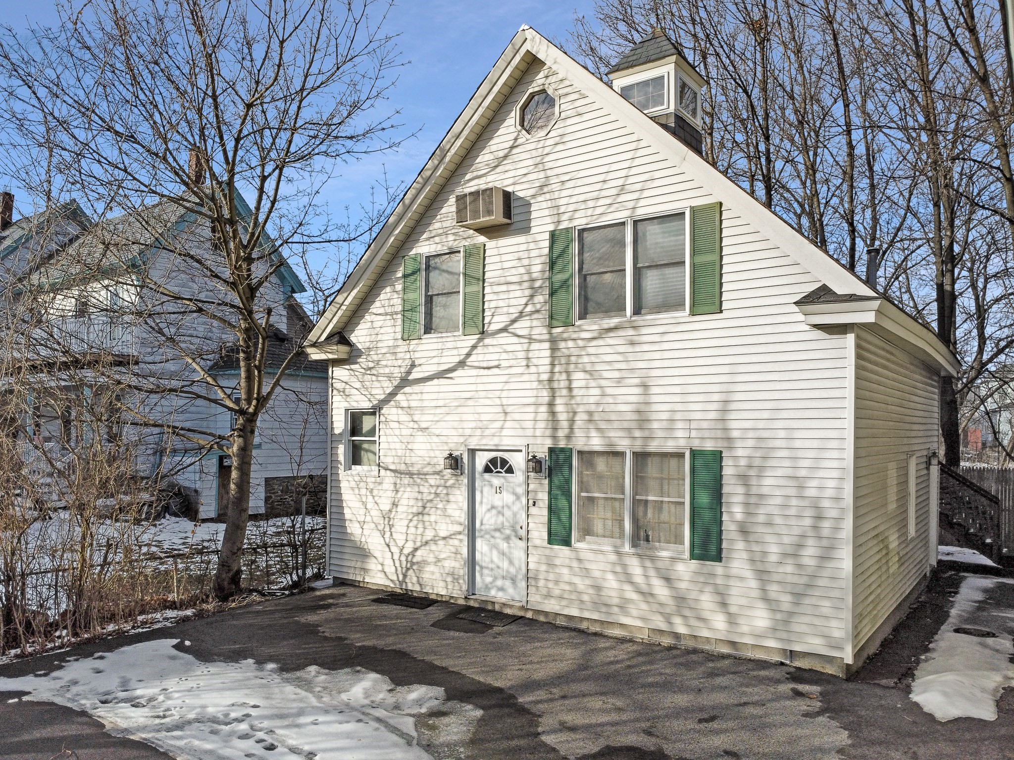 11 Warwick St Unit 3, Lowell, MA 01851