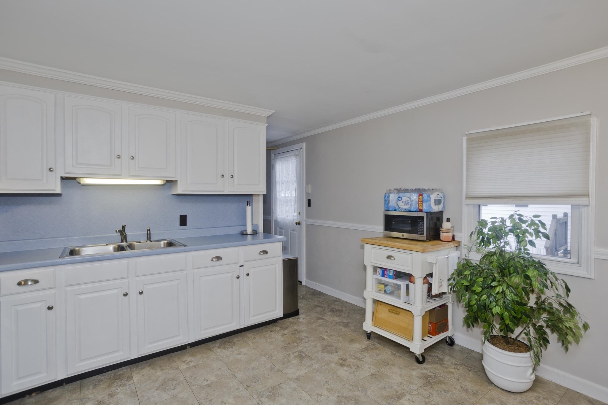 93 Grochmal Avenue Unit 12, Springfield, MA 01151 - Image 7