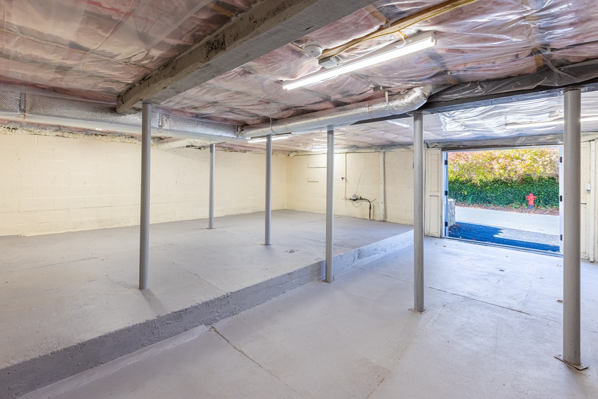 232 Lake Dr, Hamilton, MA 01982 - Image 29