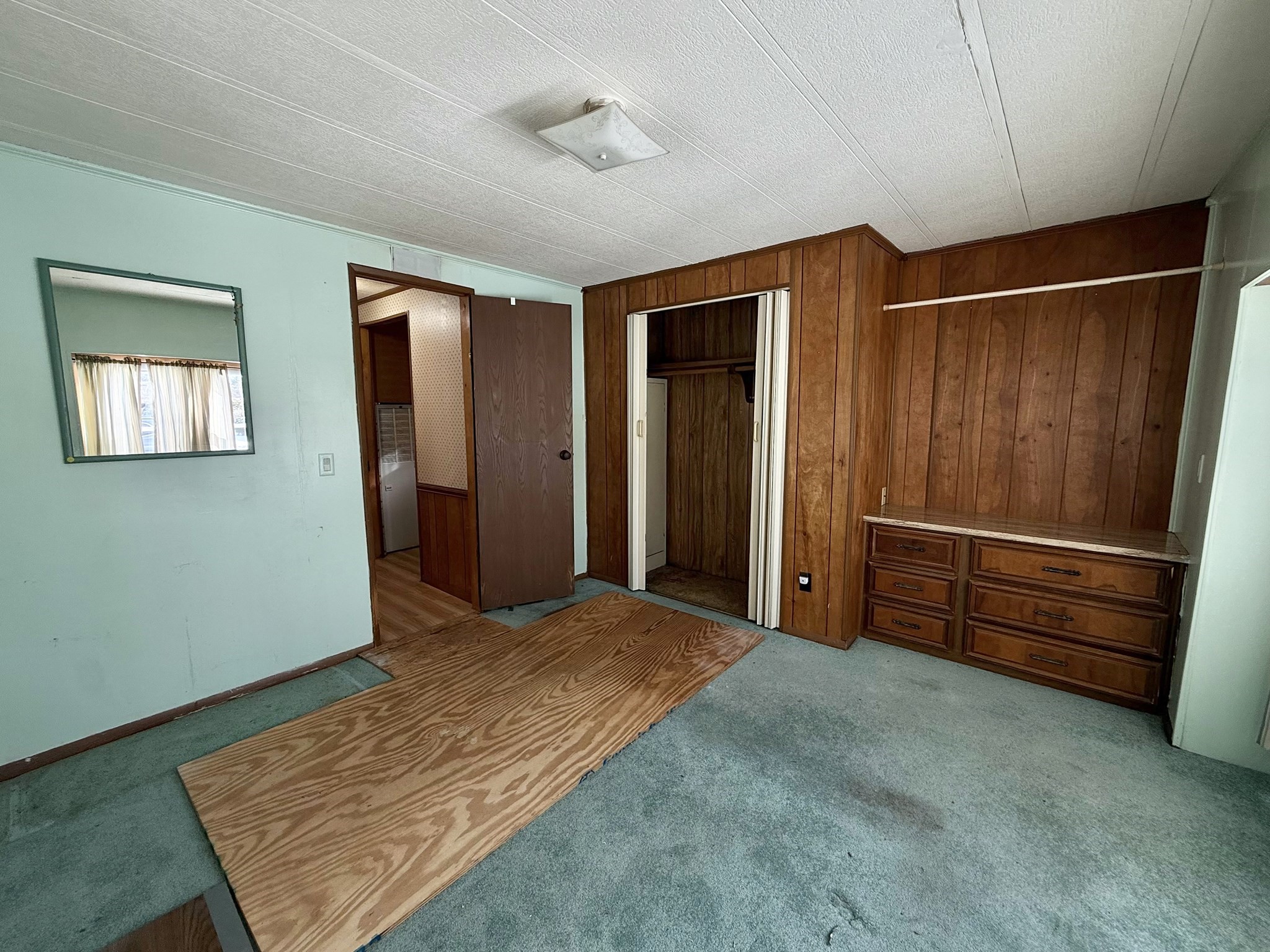 15 Nelligan Dr, Chicopee, MA 01020 - Image 14