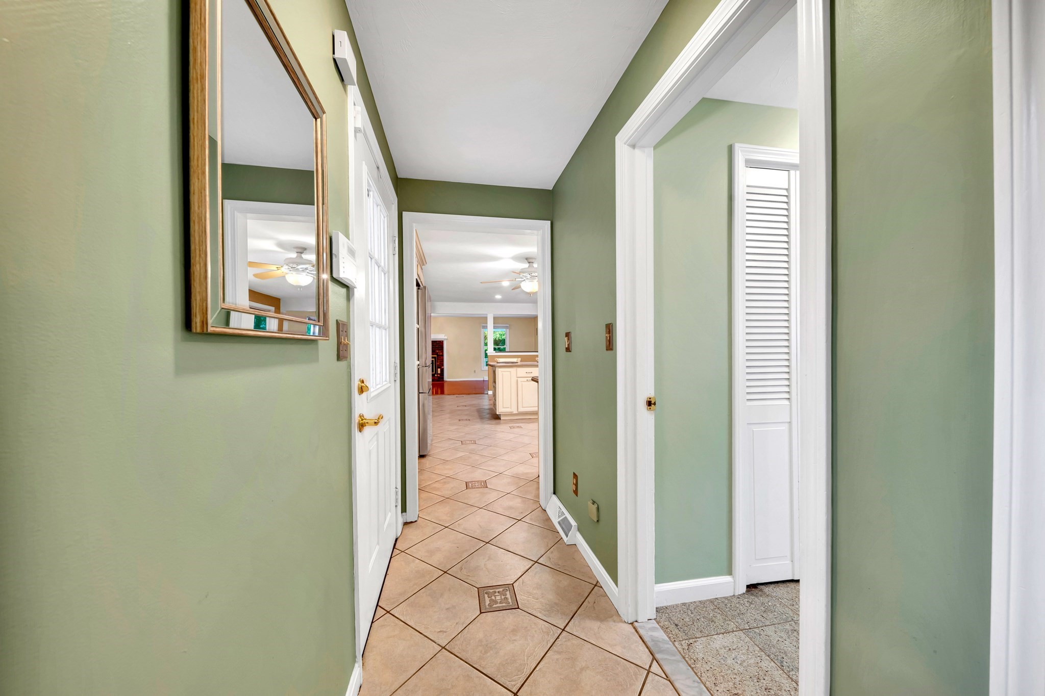 14 Claire Ave, Mansfield, MA 02048 - Image 11