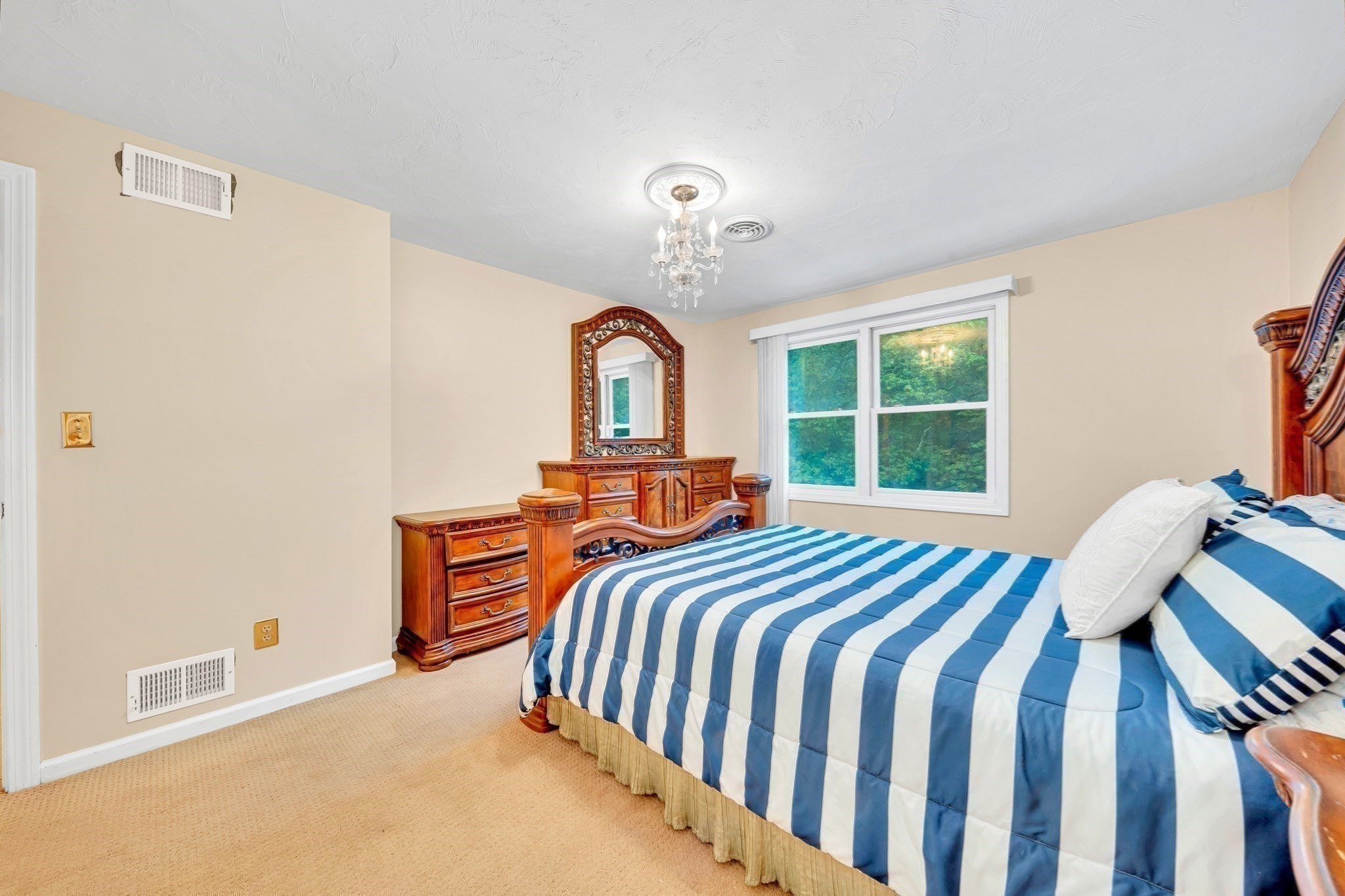 14 Claire Ave, Mansfield, MA 02048 - Image 29